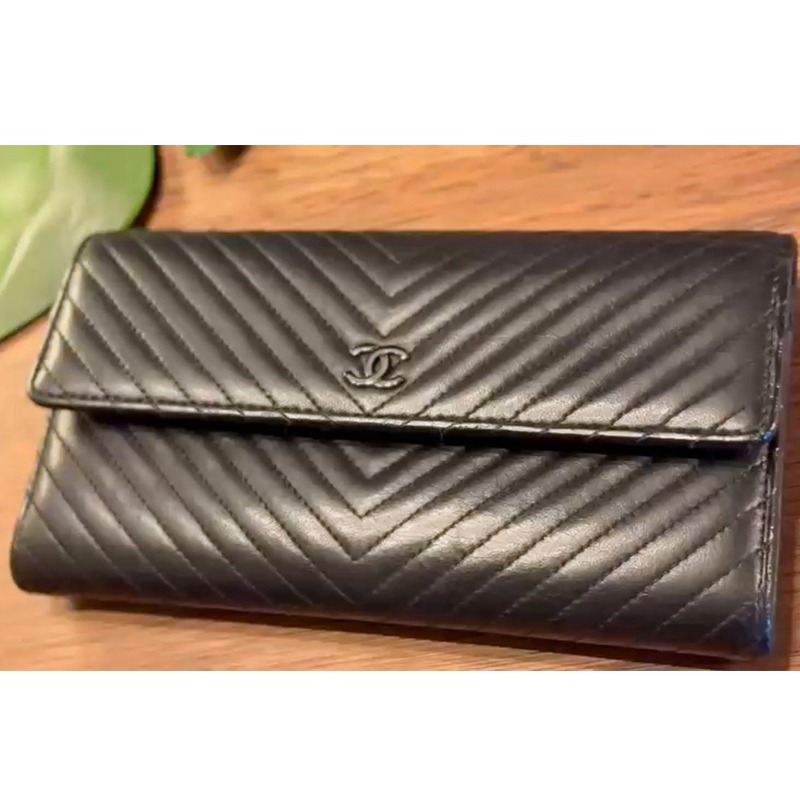 CHANEL V型 長銀包 Wallet