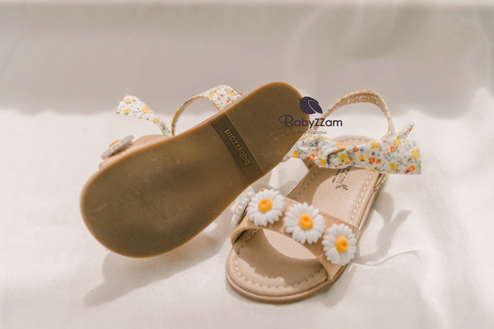 正韓夏Babyzzam 兩色小雛菊度假涼鞋