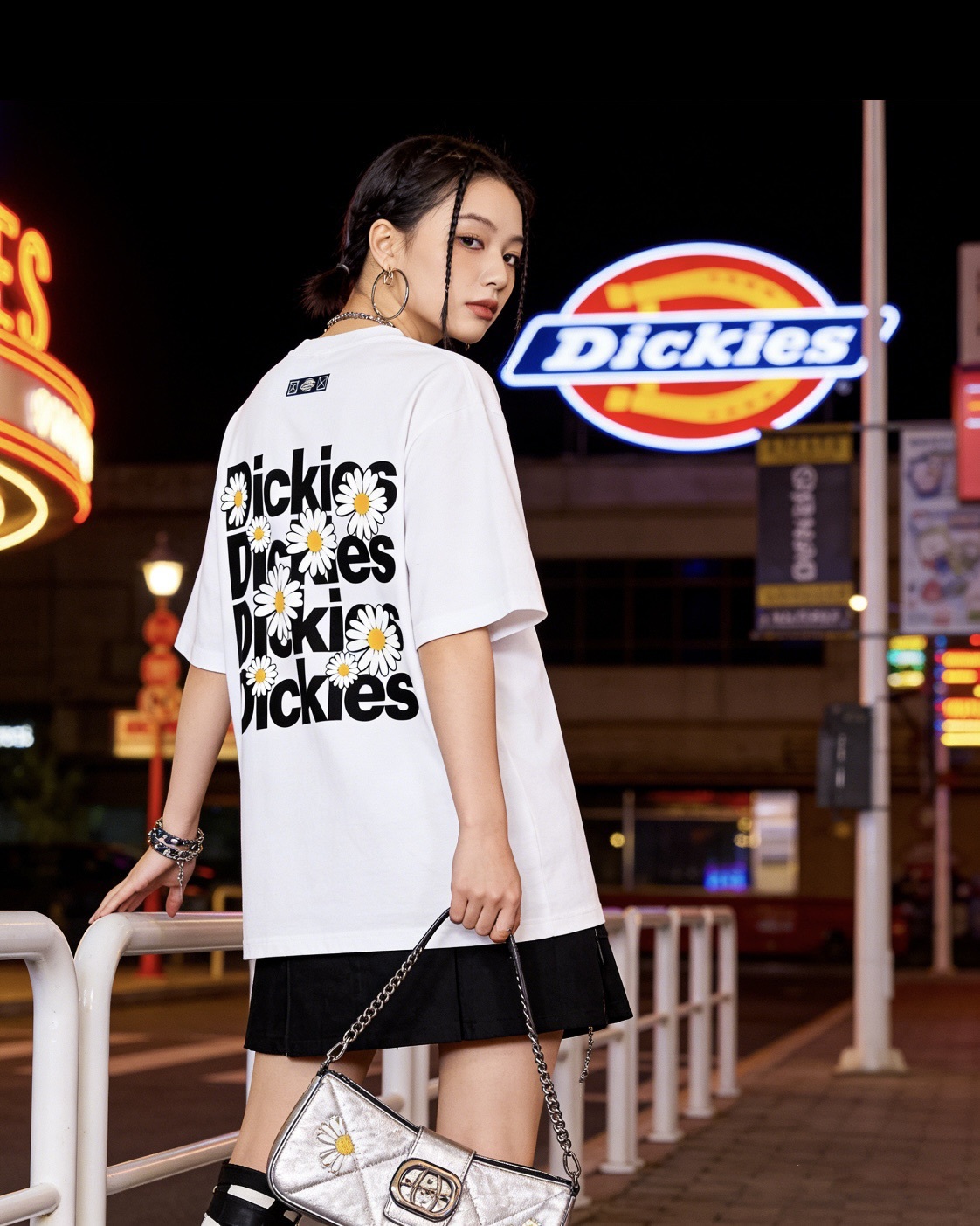 #預購 DICKIES 重磅 小雛菊 印花短踢 2色
