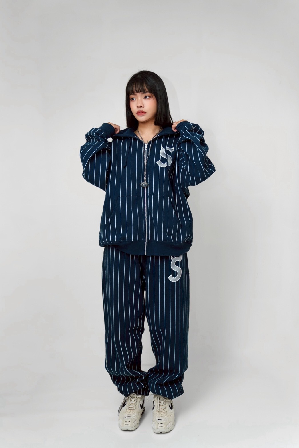 【Focus Store】現貨秒發 Supreme SS26 Week5 Devil S Logo Sweatpant "Navy" 棉褲 深藍條紋