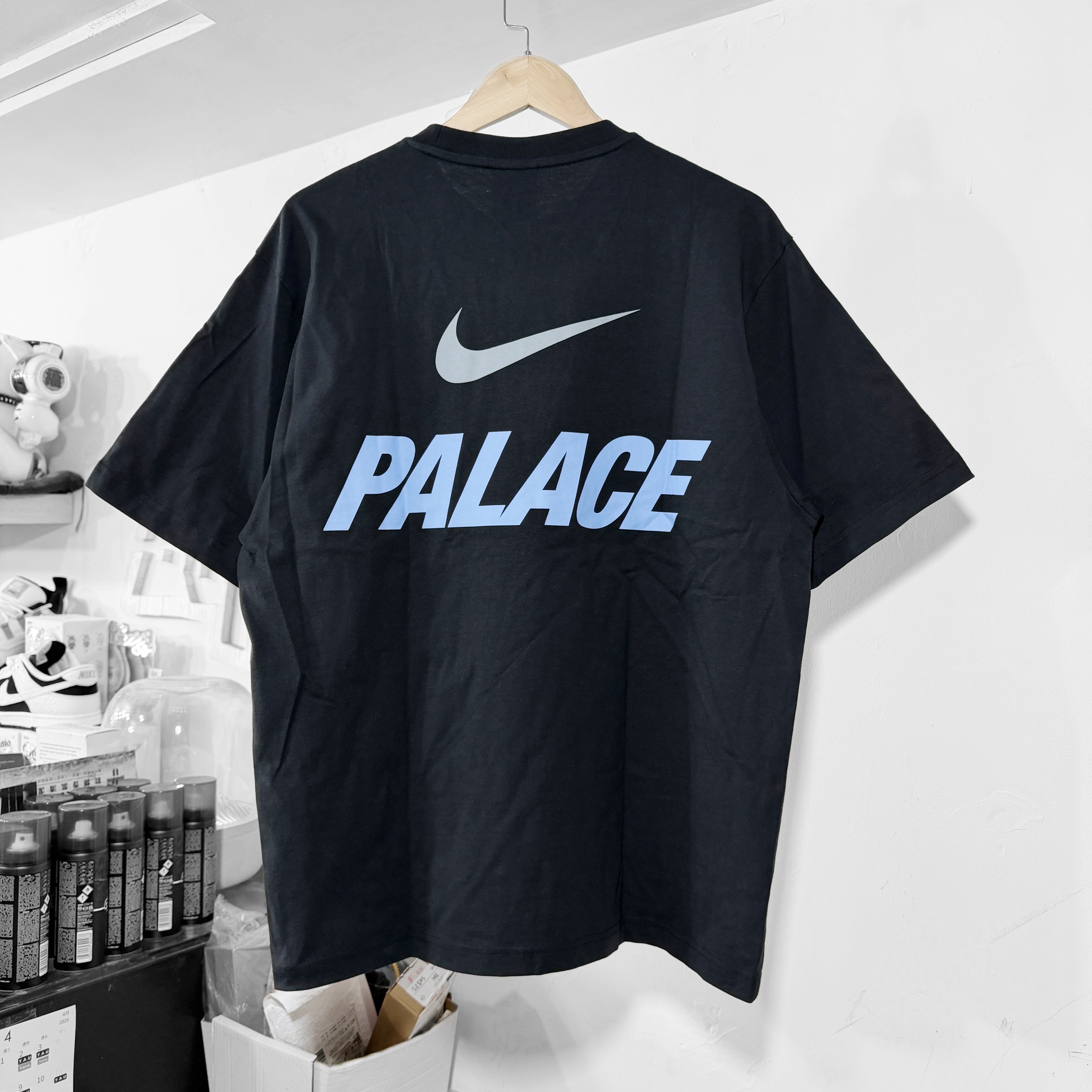 PALACE NIKE FONT SWOOSH T-SHIRT BLACK