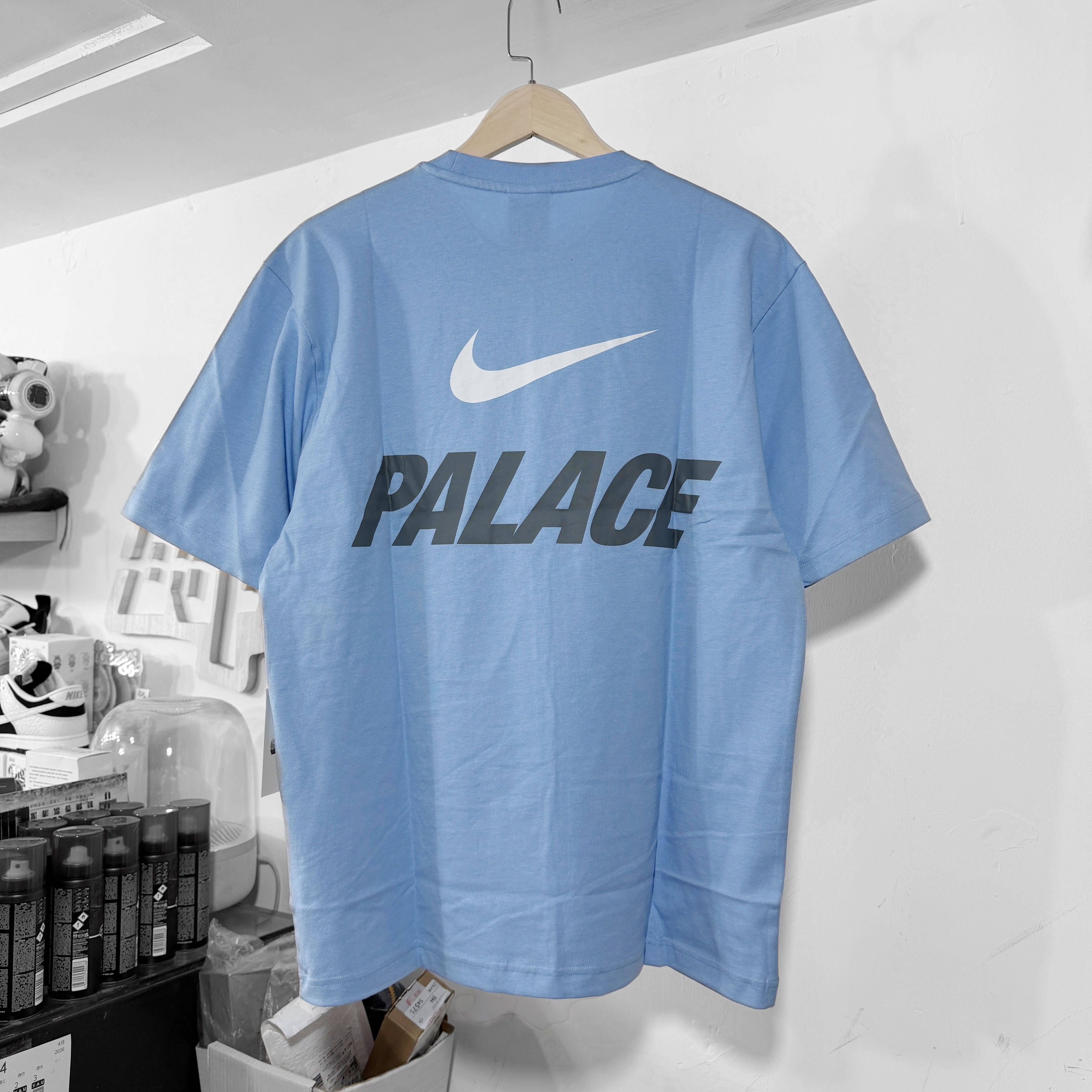 PALACE NIKE FONT SWOOSH T-SHIRT SKY BLUE