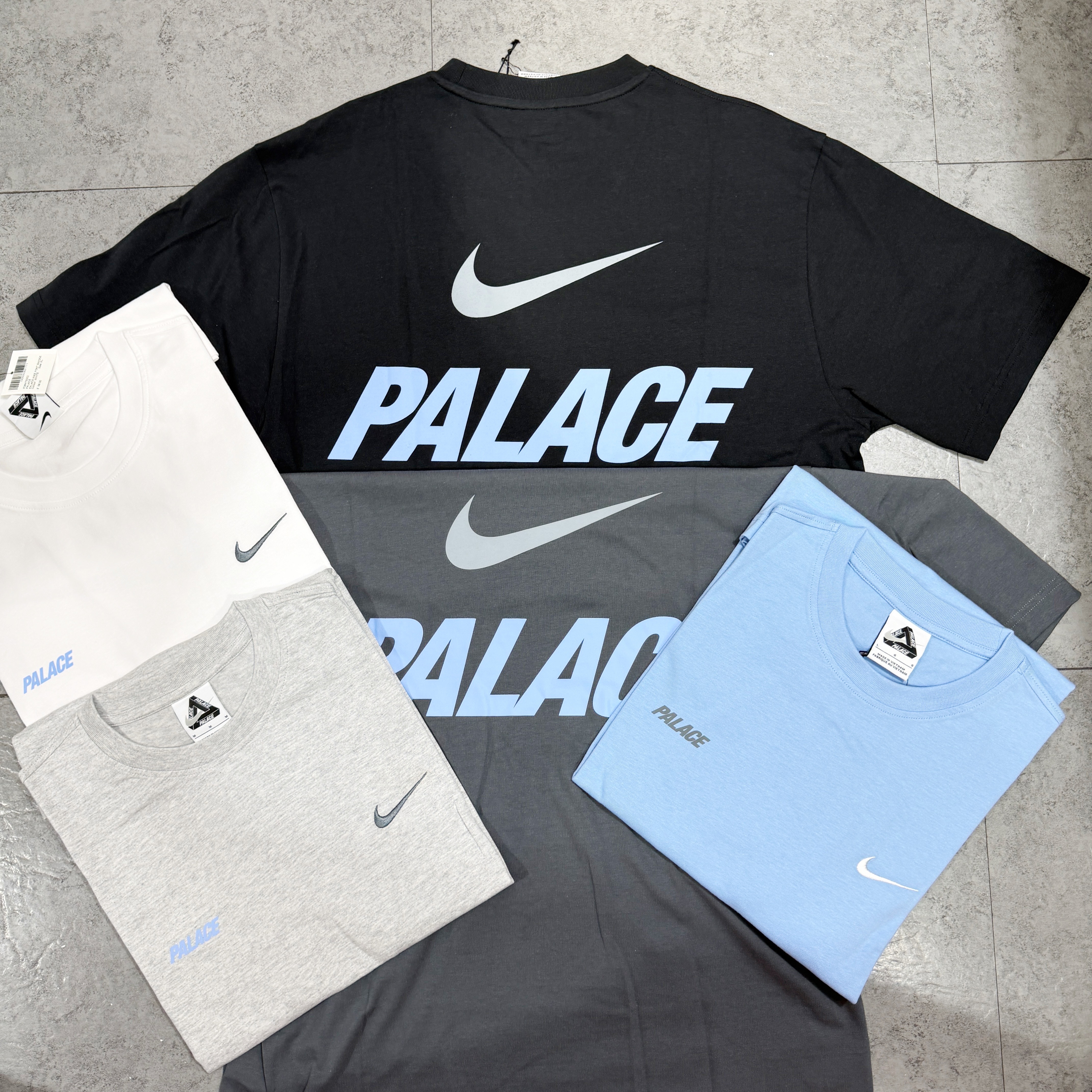 PALACE NIKE FONT SWOOSH T-SHIRT BLACK