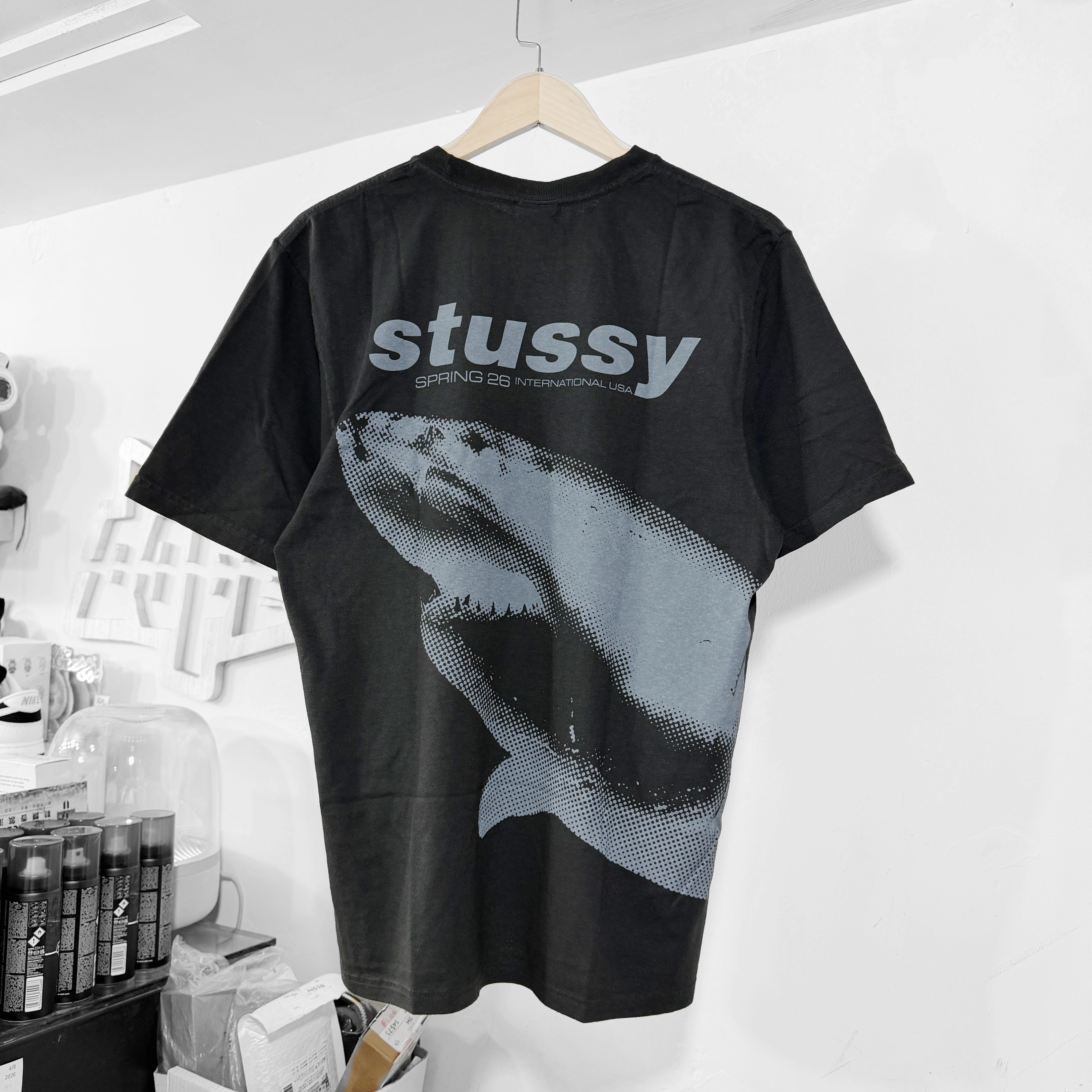 STUSSY SHARK TEE PIGMENT DYED  BLACK 大白鯊
