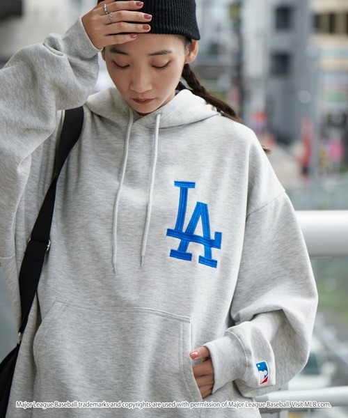 【現貨】J041804  MLB 聯名連帽衛衣