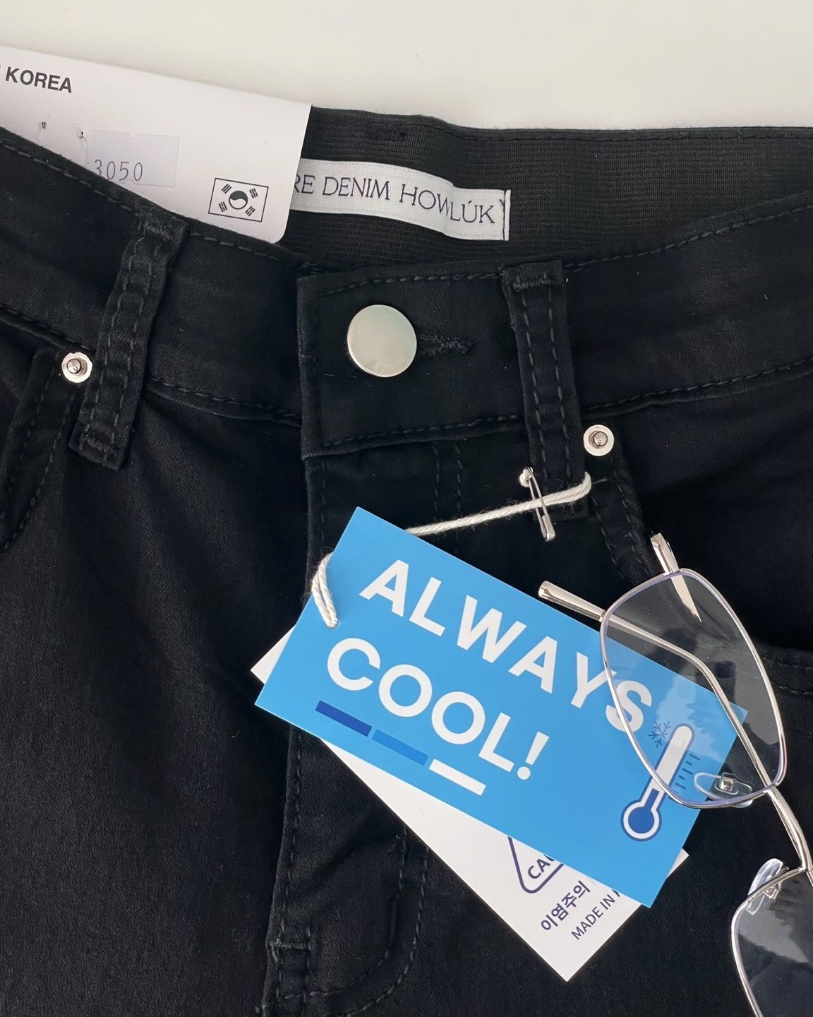 YI008 HOWLUK #3050 STAY COOL 黑色直腳牛腳褲