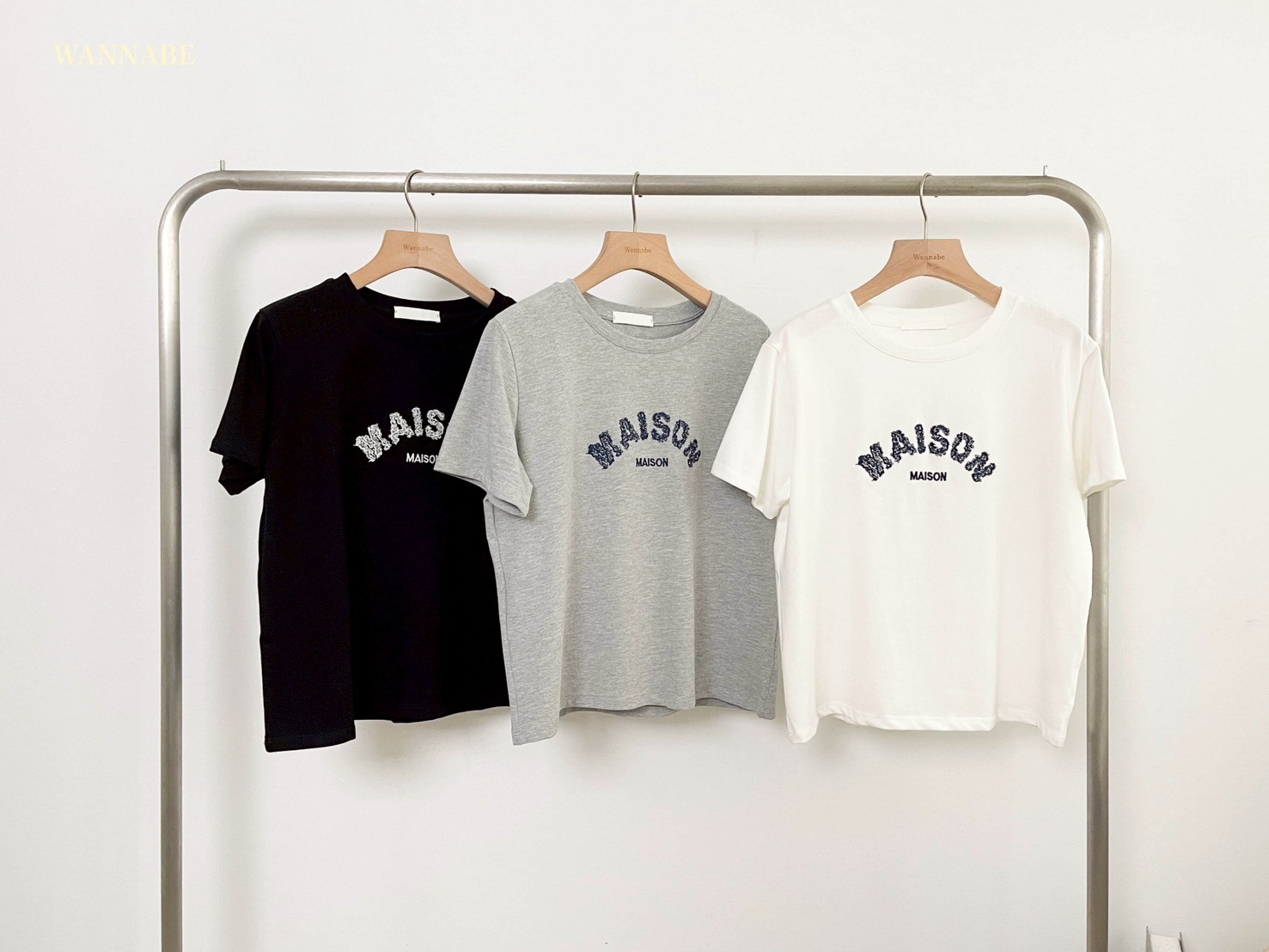 G6097-字母刺繡百搭短T