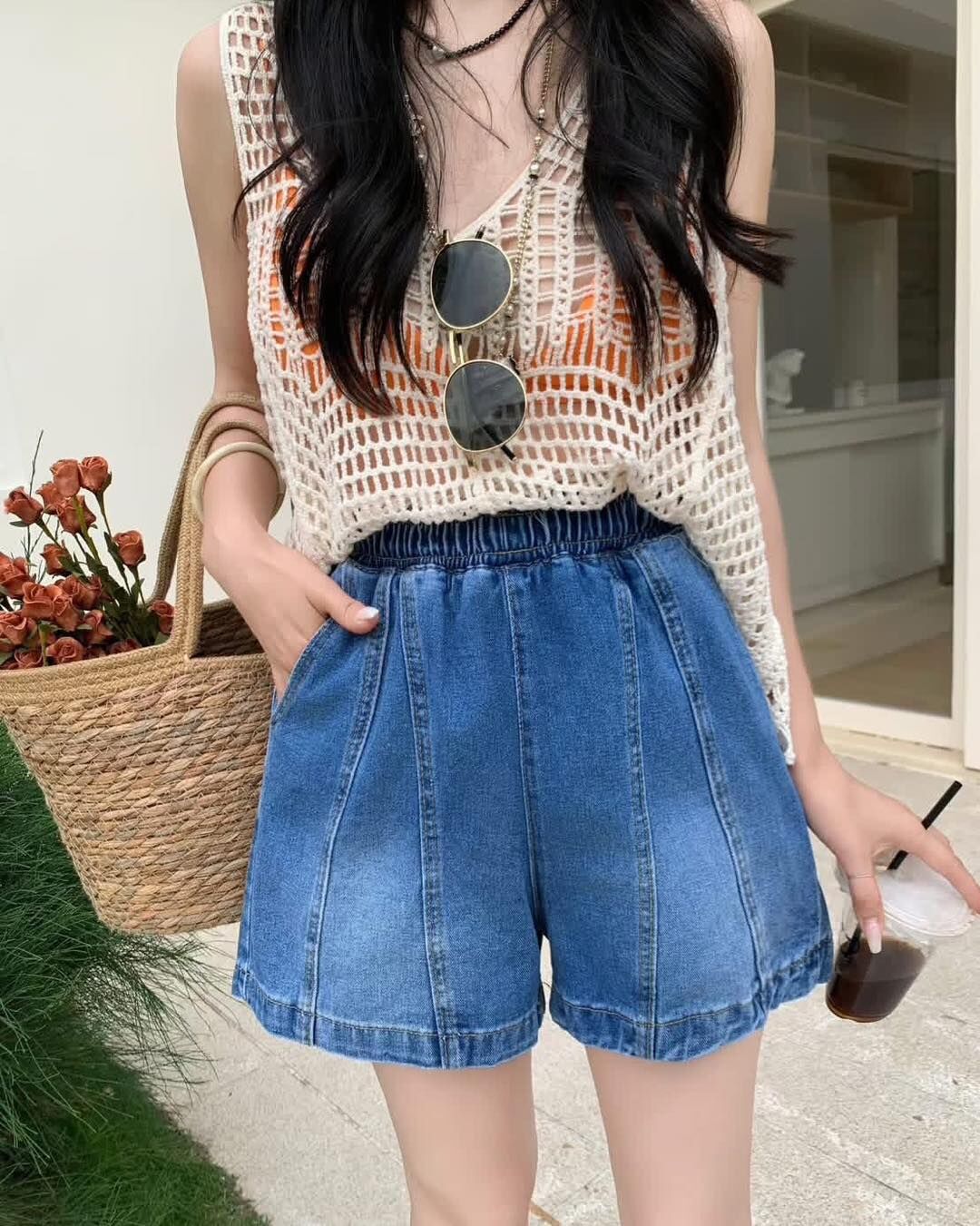 【顯瘦腿長的彈性腰圍A字牛仔短褲】（現貨）