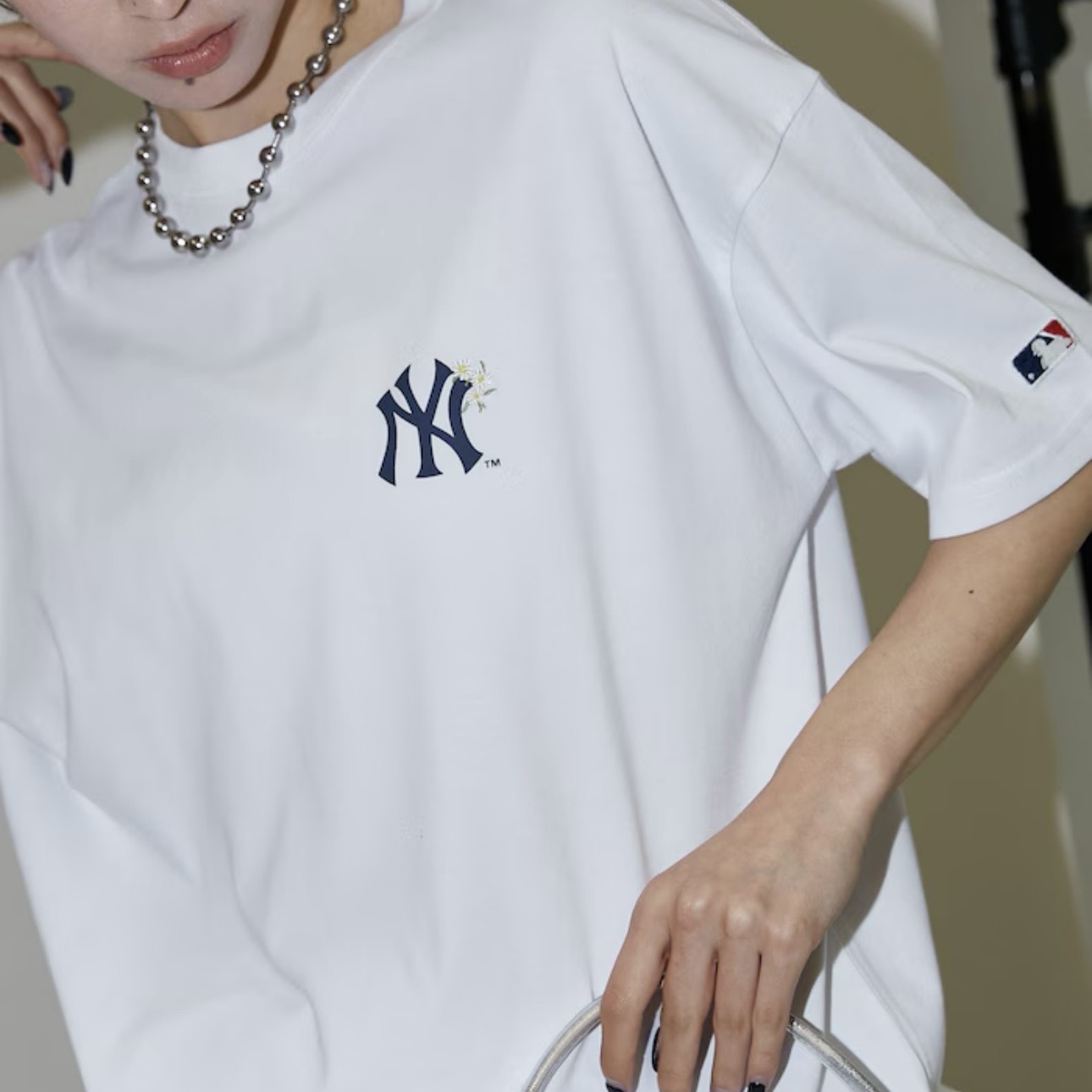 PUBLUX x MLB 獨家 花卉刺繡 短袖 上衣 吸濕排汗 防紫外線