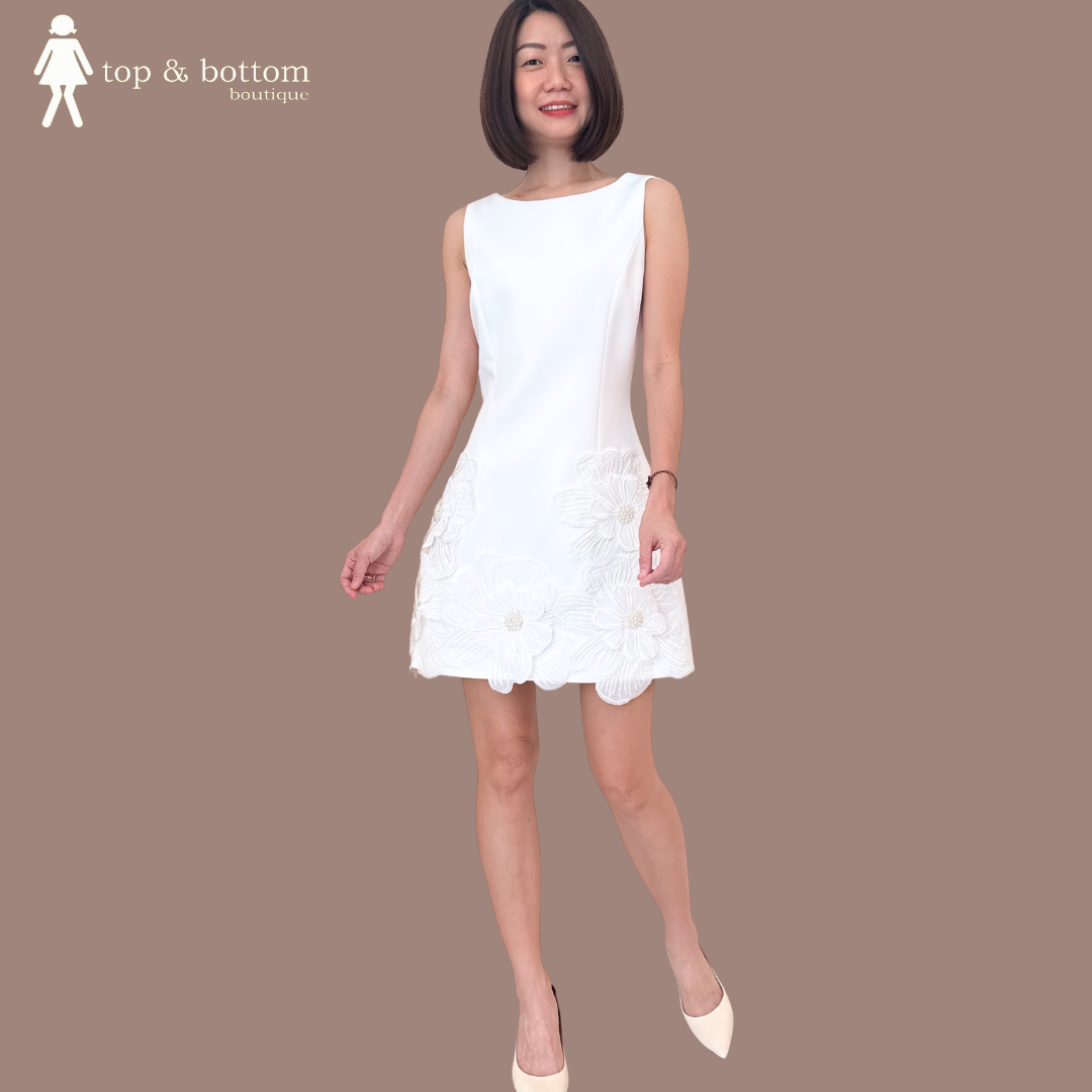 SHORT DRESS WITH 3D FLOWER EMBROIDERED HEM