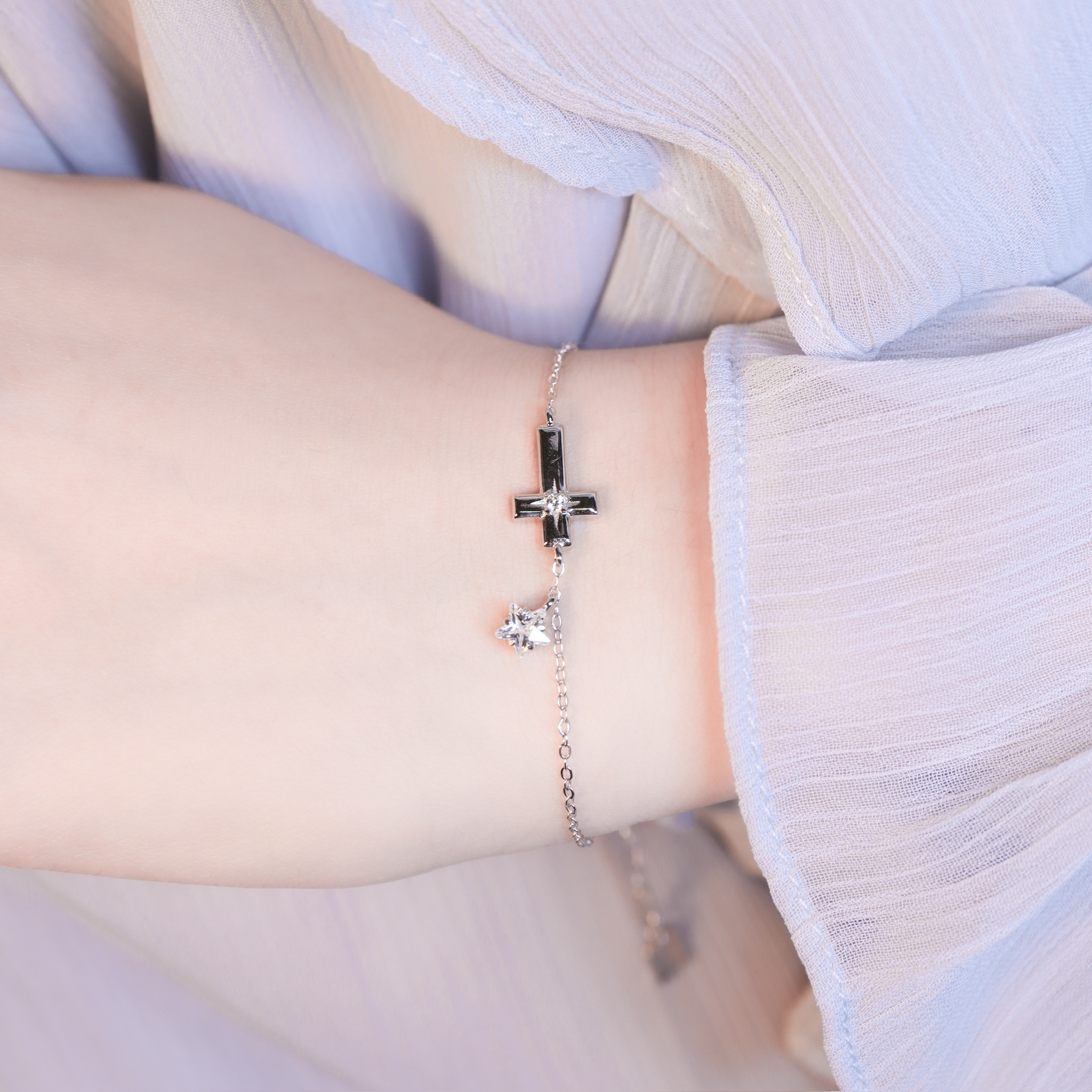 | 925純銀・厚鍍白金 | 星漾相信手鏈 | BR1538 |