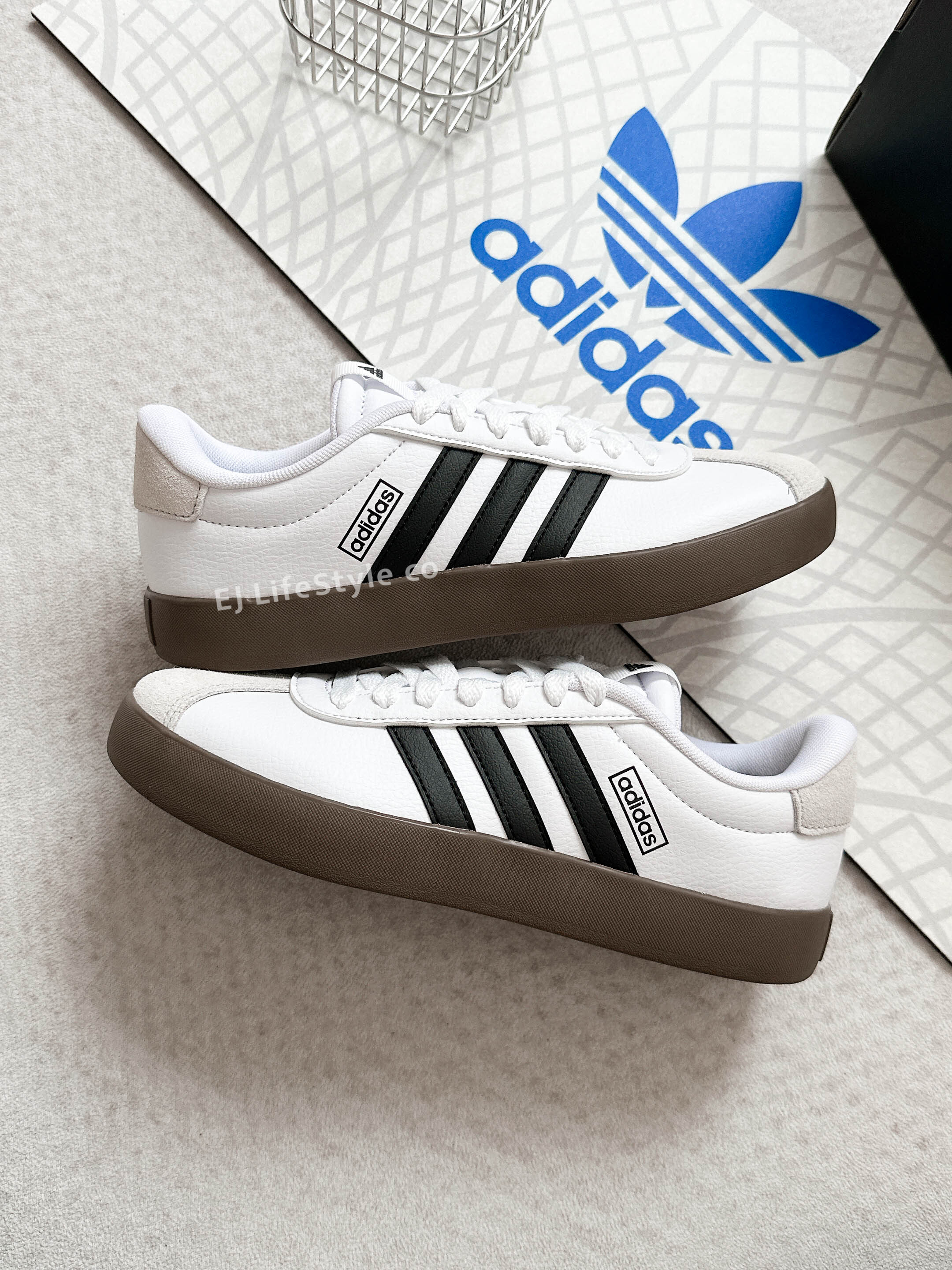 ADIDAS NEO VL COURT 3.0 白黑 荔枝皮 仿皮革 焦糖底 男女鞋 ID8797 / 現貨+調貨