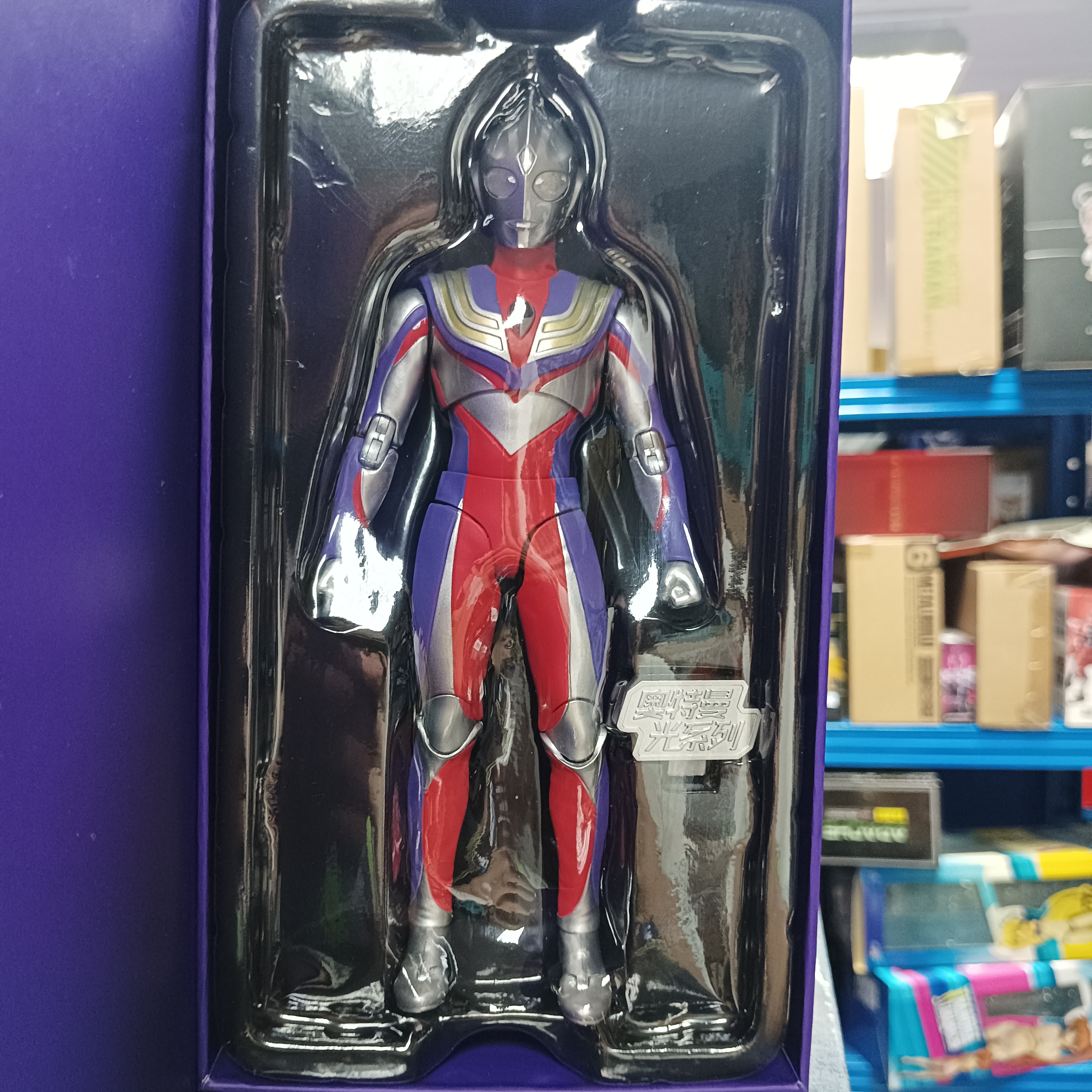 寄賣-超人系列-中動 Ultraman Tiga multi tpye