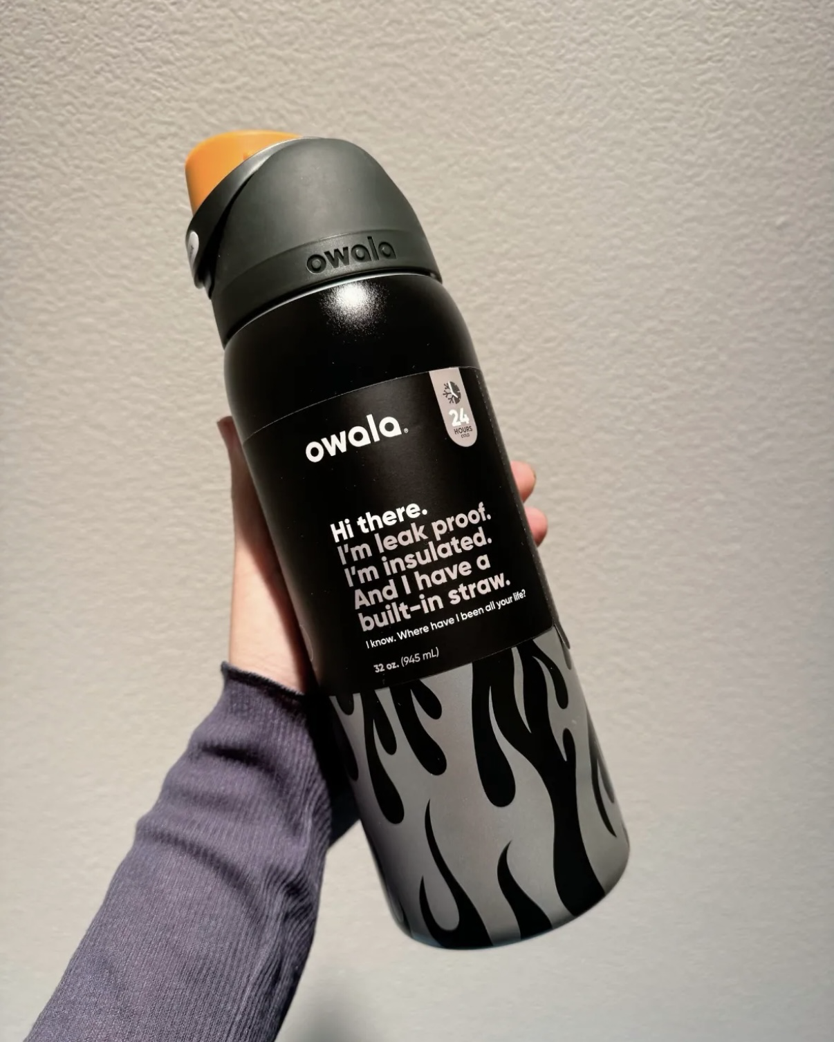 OWALA x UO Exclusive FreeSip Sway 32oz 黑銀色 火焰 聯名 冷水瓶 水壺 雙飲杯