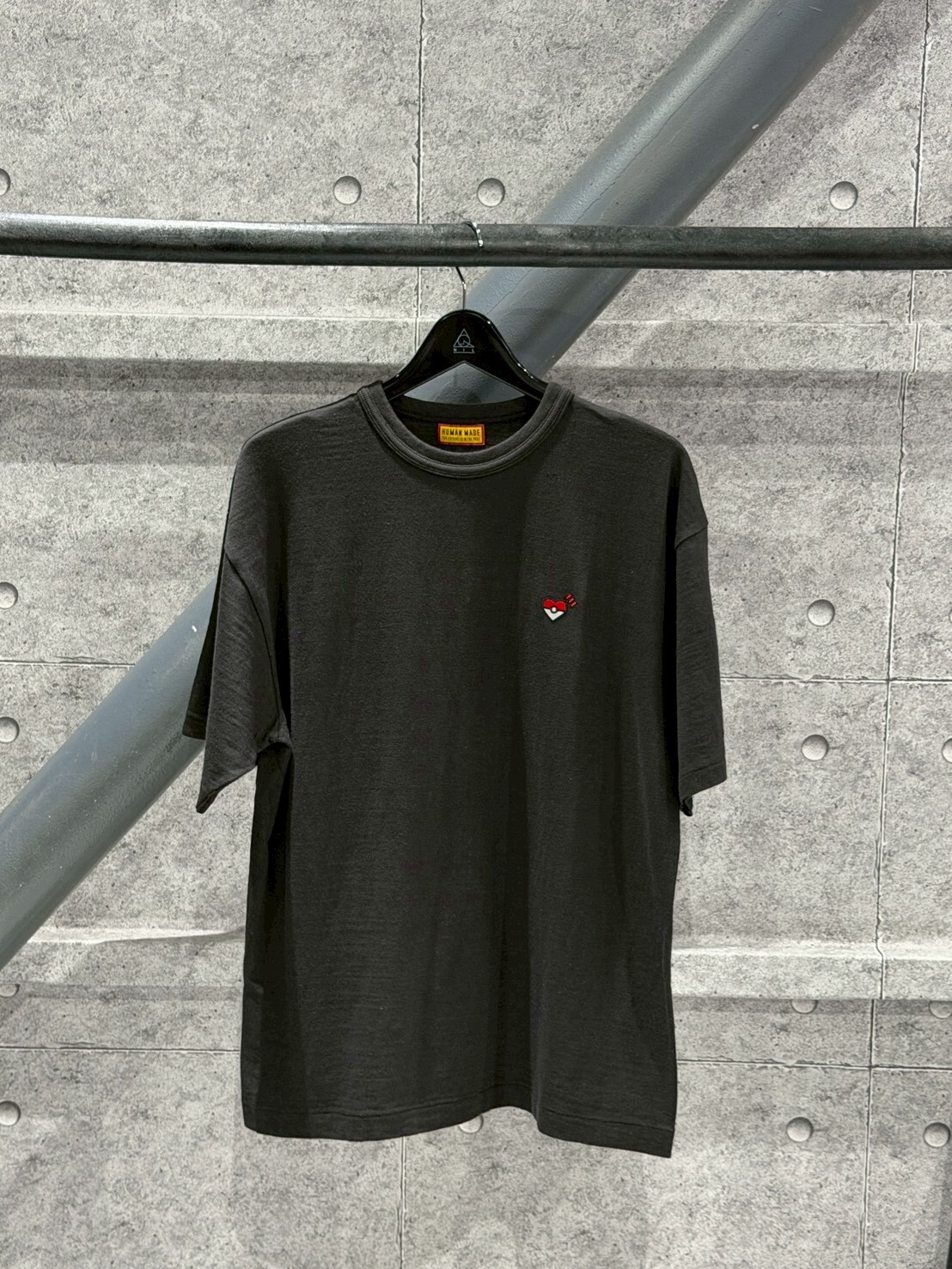 HUMAN MADE x Pokémon 限量聯名款 胸前小寶貝球愛心Logo 短袖 T