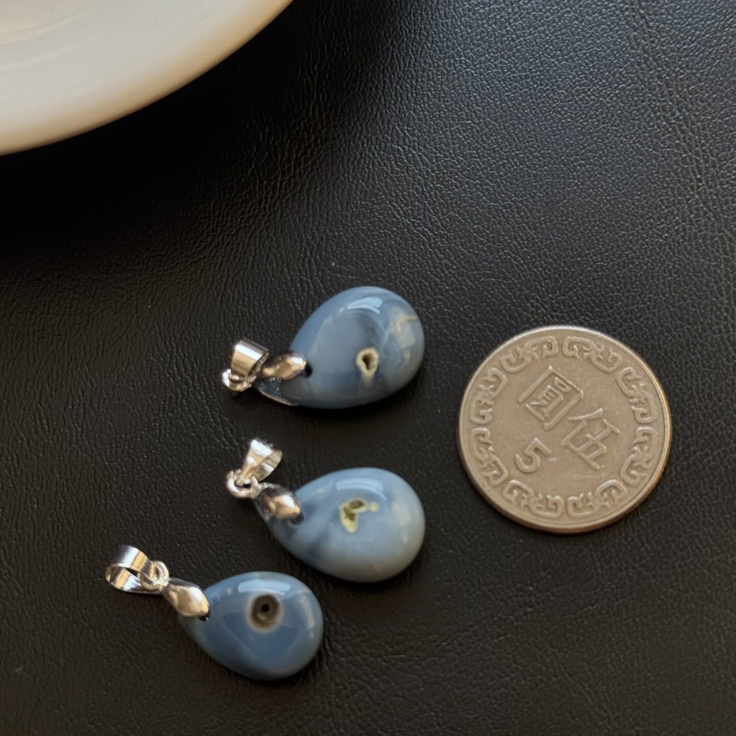 [原石] 非洲藍蛋白石 925銀項鏈吊墜