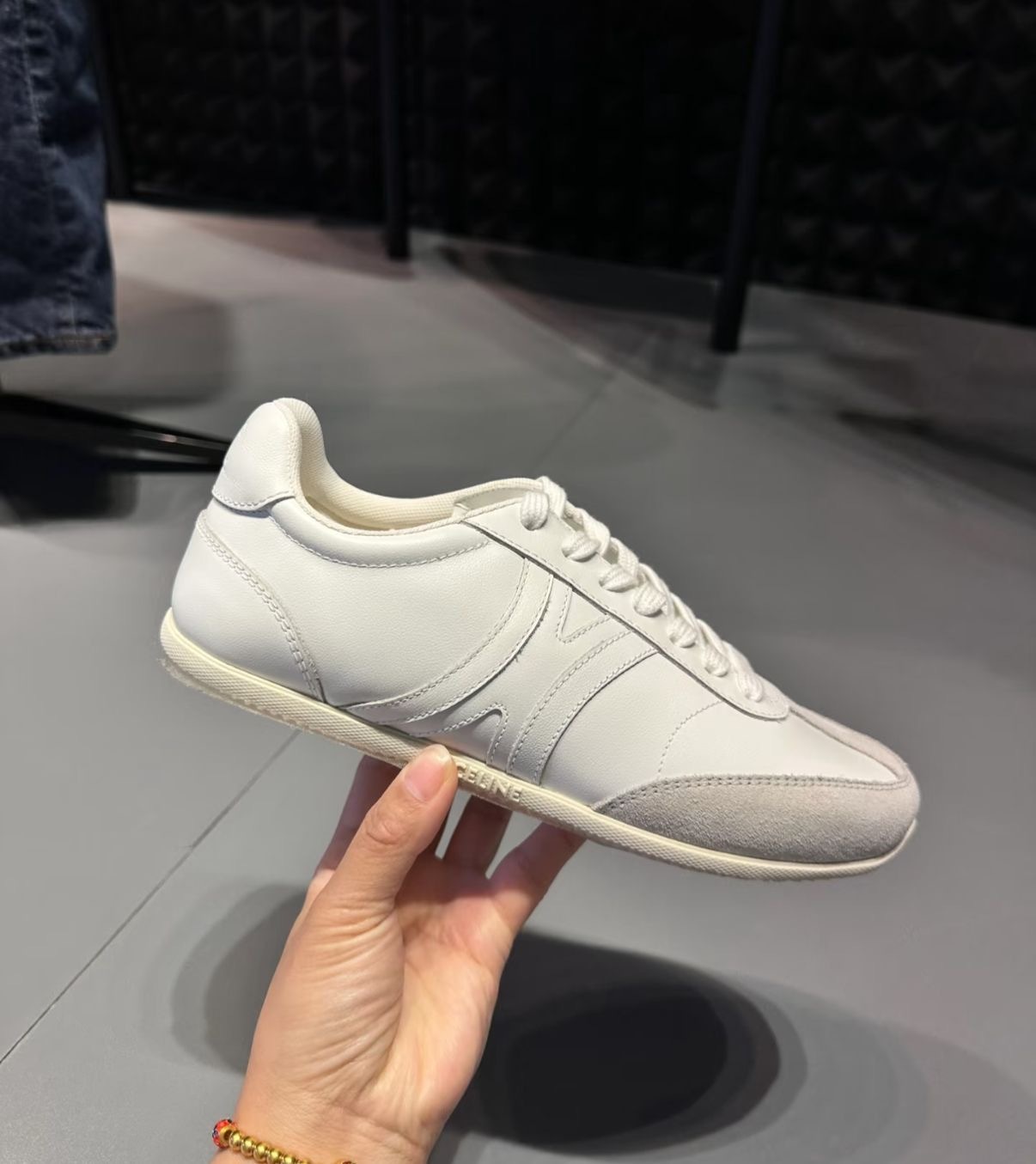 Outlet Celine Sneakers