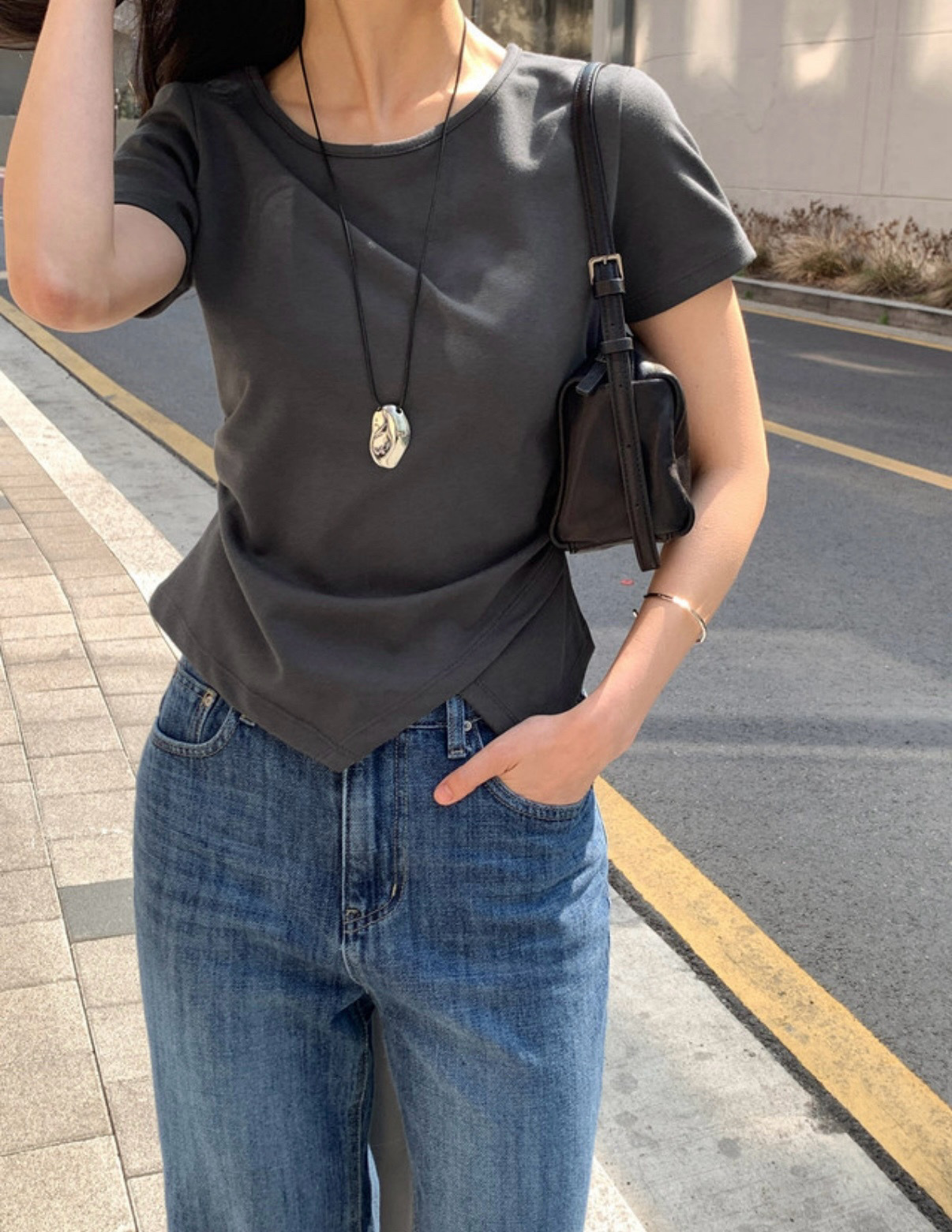 Elastic tension shirred round tee