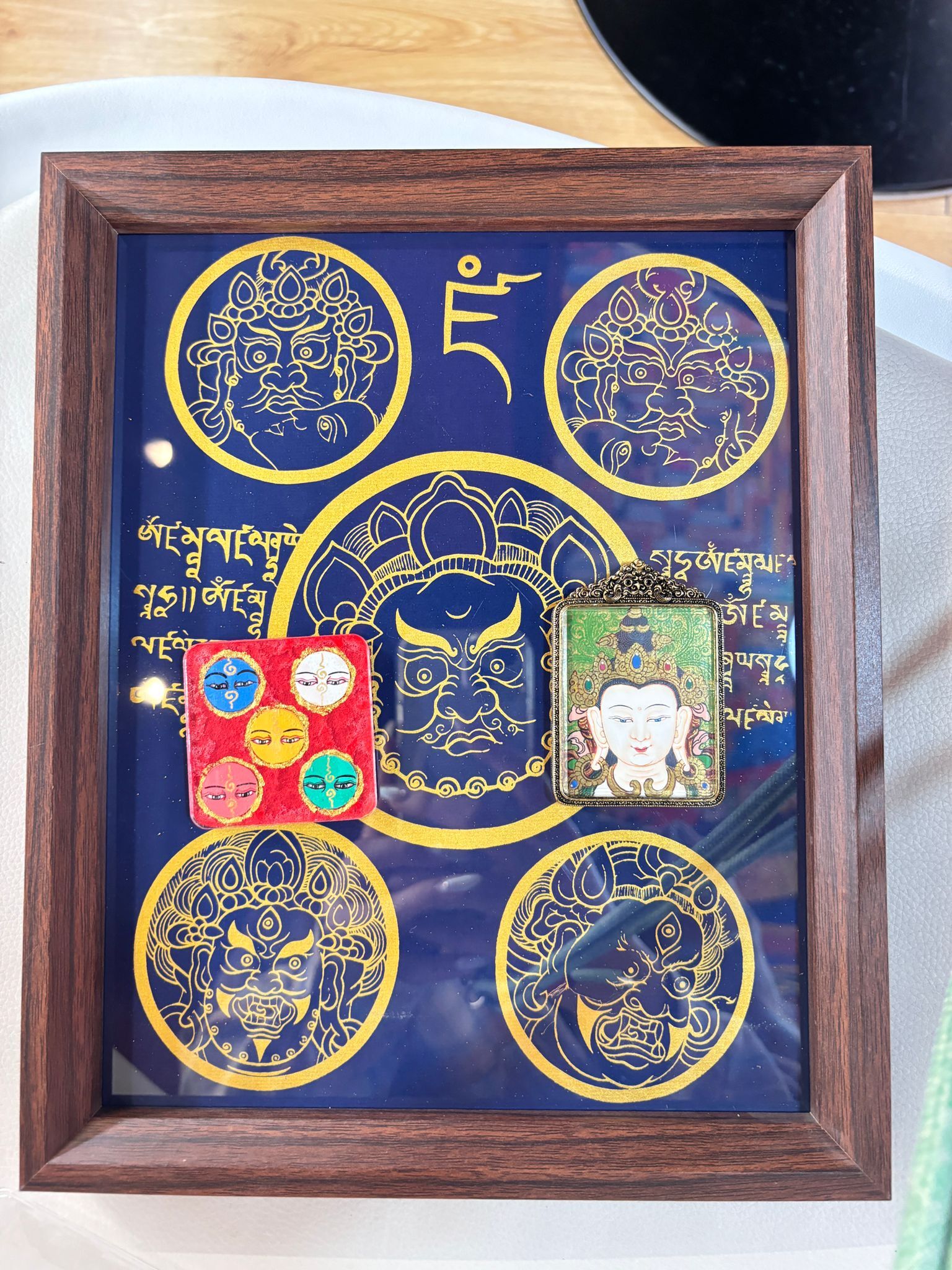 AB260418-K57-拓印藍五財+裝幡八大守護（鼠： 千手觀音）+冰箱貼五財眼(需客人留姓名，出生年月日)(香格里拉松贊林寺上師開光加持+五色財神幡祈福)(預計6月中到貨)(只限尖沙咀門市自取不包郵)