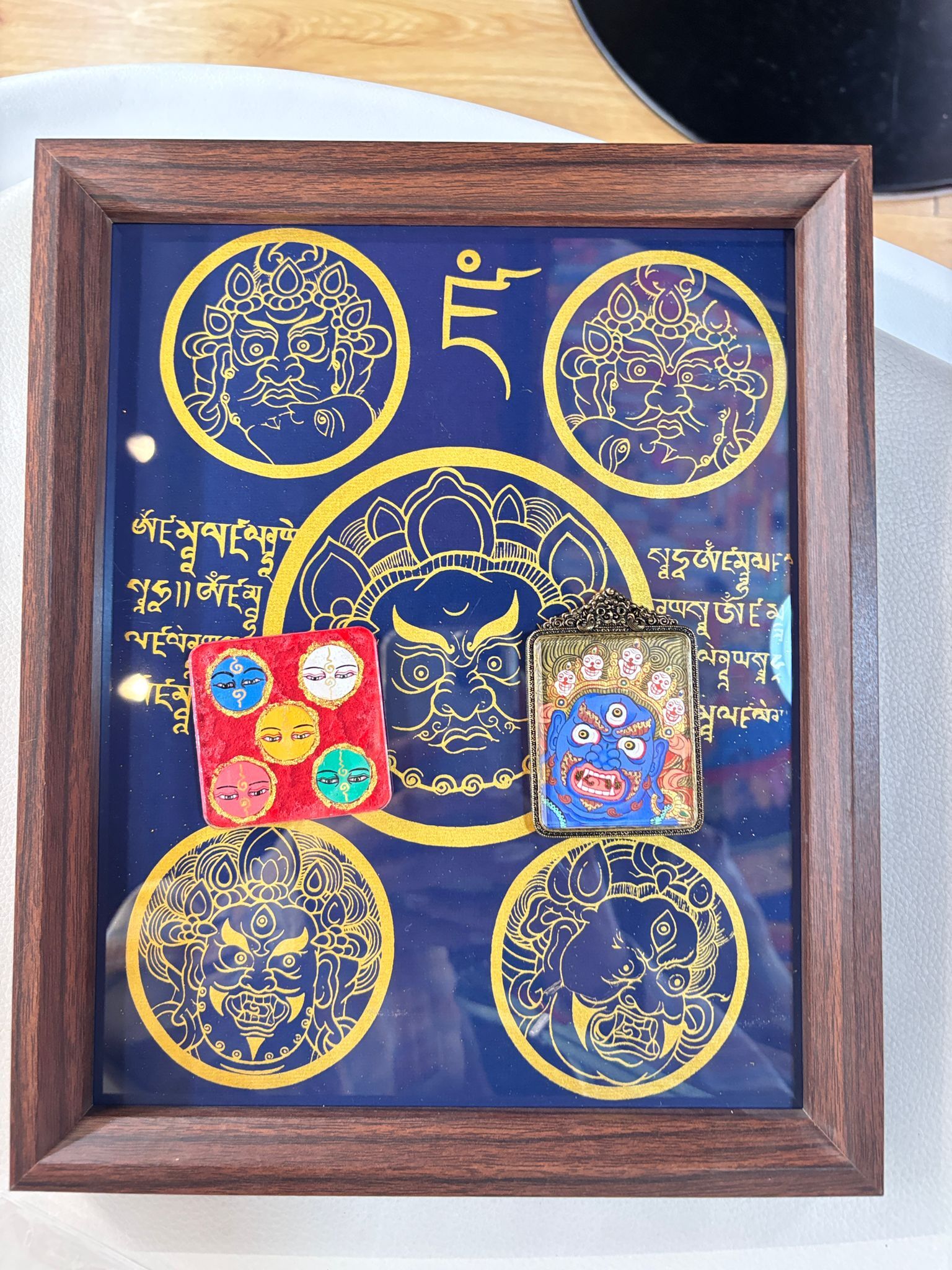 AB260418-K63-拓印藍五財+裝幡八大守護（雞： 不動明王）+冰箱貼五財眼(需客人留姓名，出生年月日)(香格里拉松贊林寺上師開光加持+五色財神幡祈福)(預計6月中到貨)(只限尖沙咀門市自取不包郵)