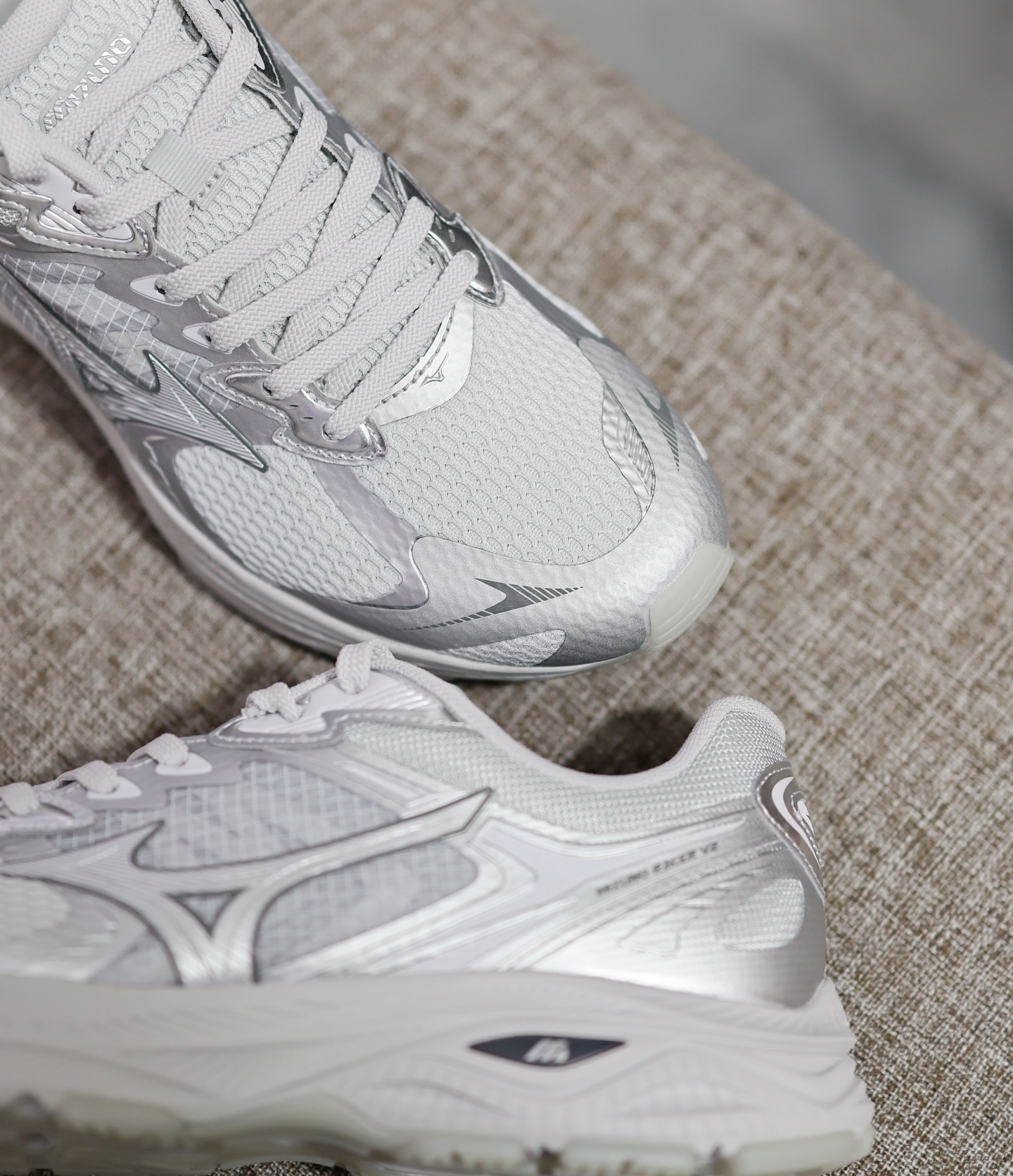 Mizuno Racer V2 White Sliver 白銀色 復古跑鞋 D1GH250607