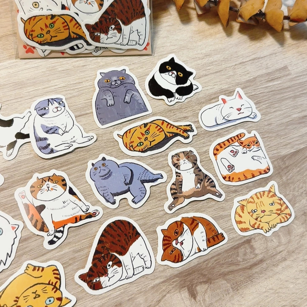 貓貓再醜都可愛 16入 防水貼紙包｜針線球