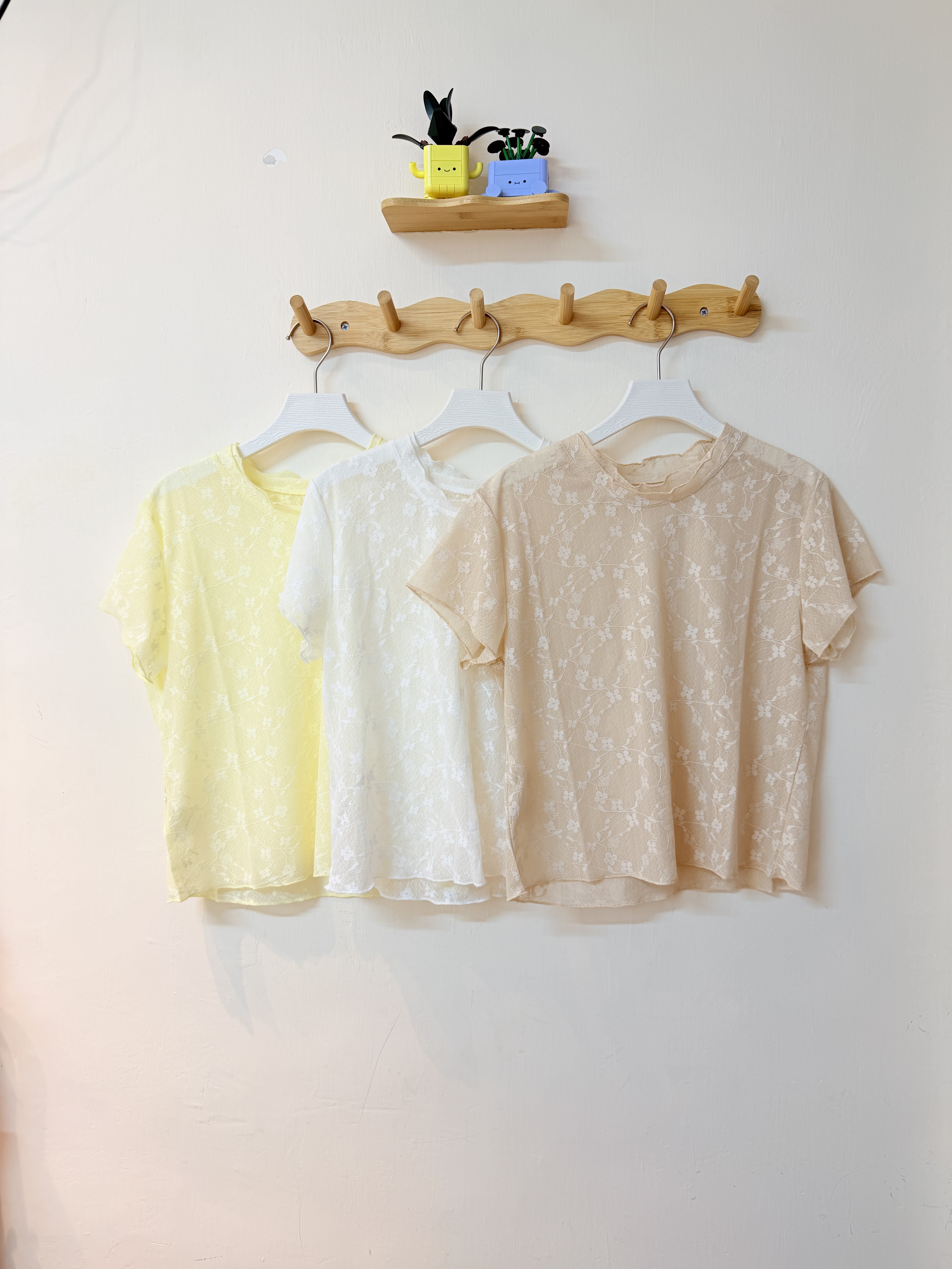 雙層領小花透膚Top