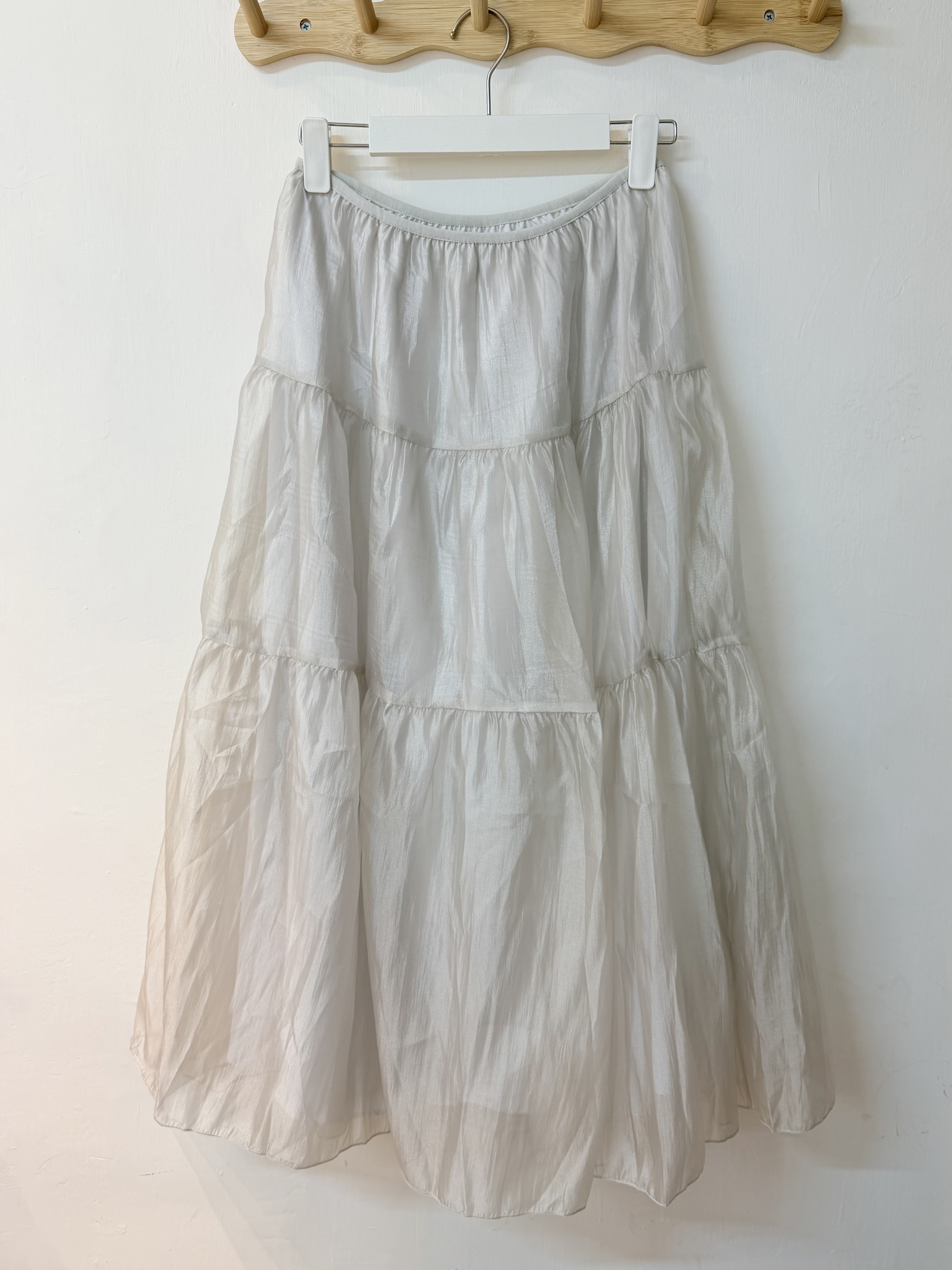 肉肉女孩必入！超舒服絲光紗紗半裙