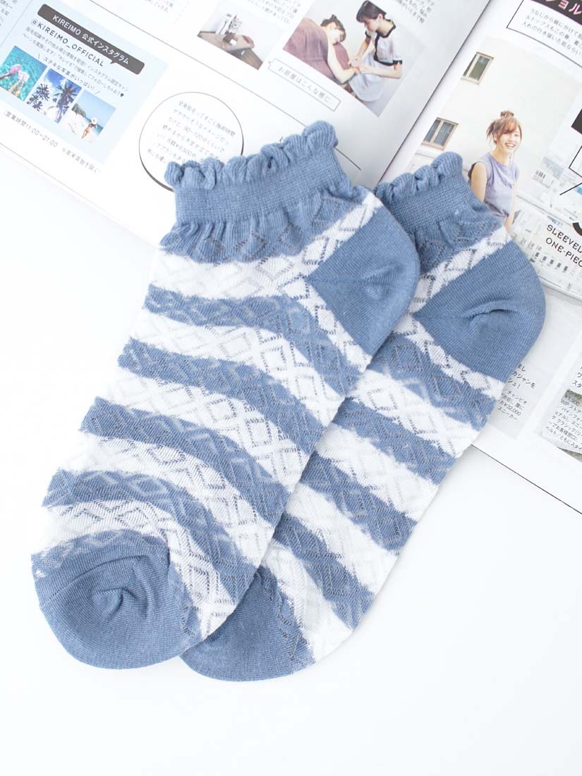 木耳邊條紋簍空短襪(2色)