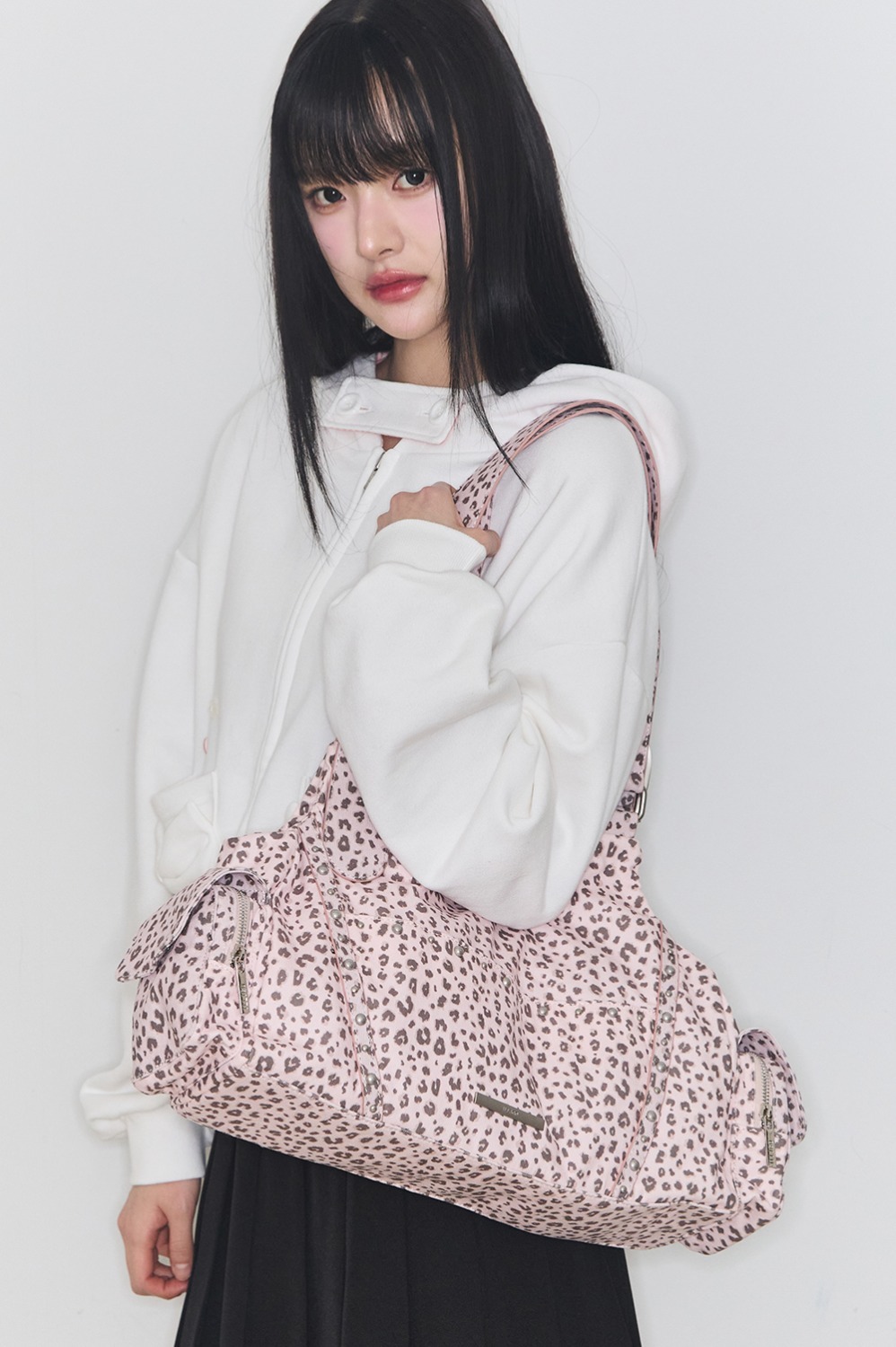 （預購）ILLIGO Loop雙口袋單肩包 26CPBAG03