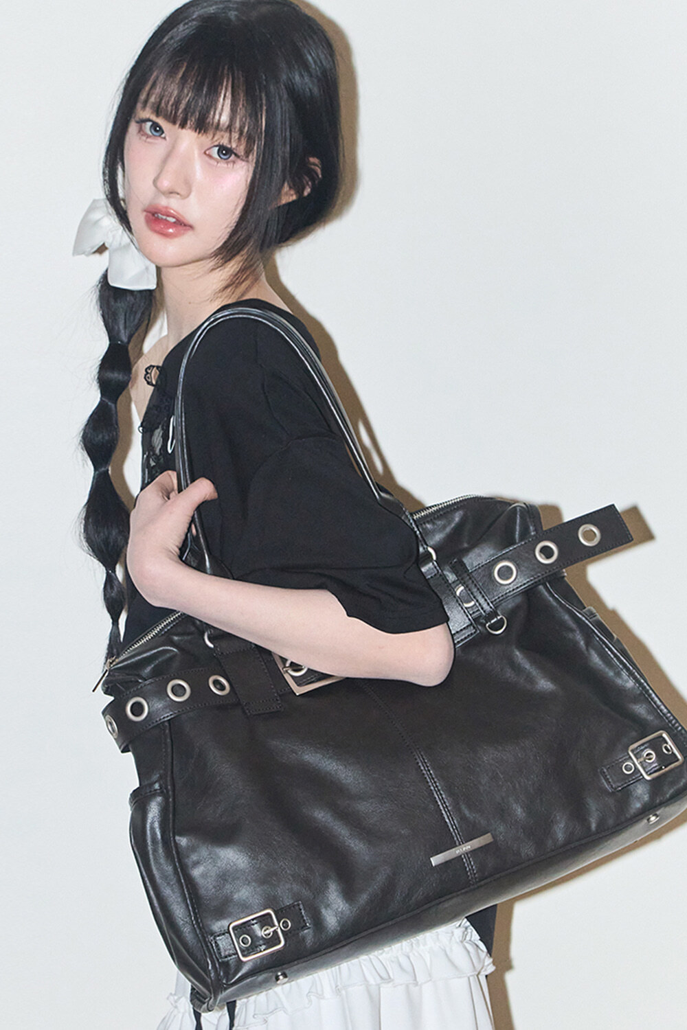 （預購）金高恩推薦款!!ILLIGO 繫帶手提肩背包 BELTED SQUARE TOTE BAG 26SPBAG04