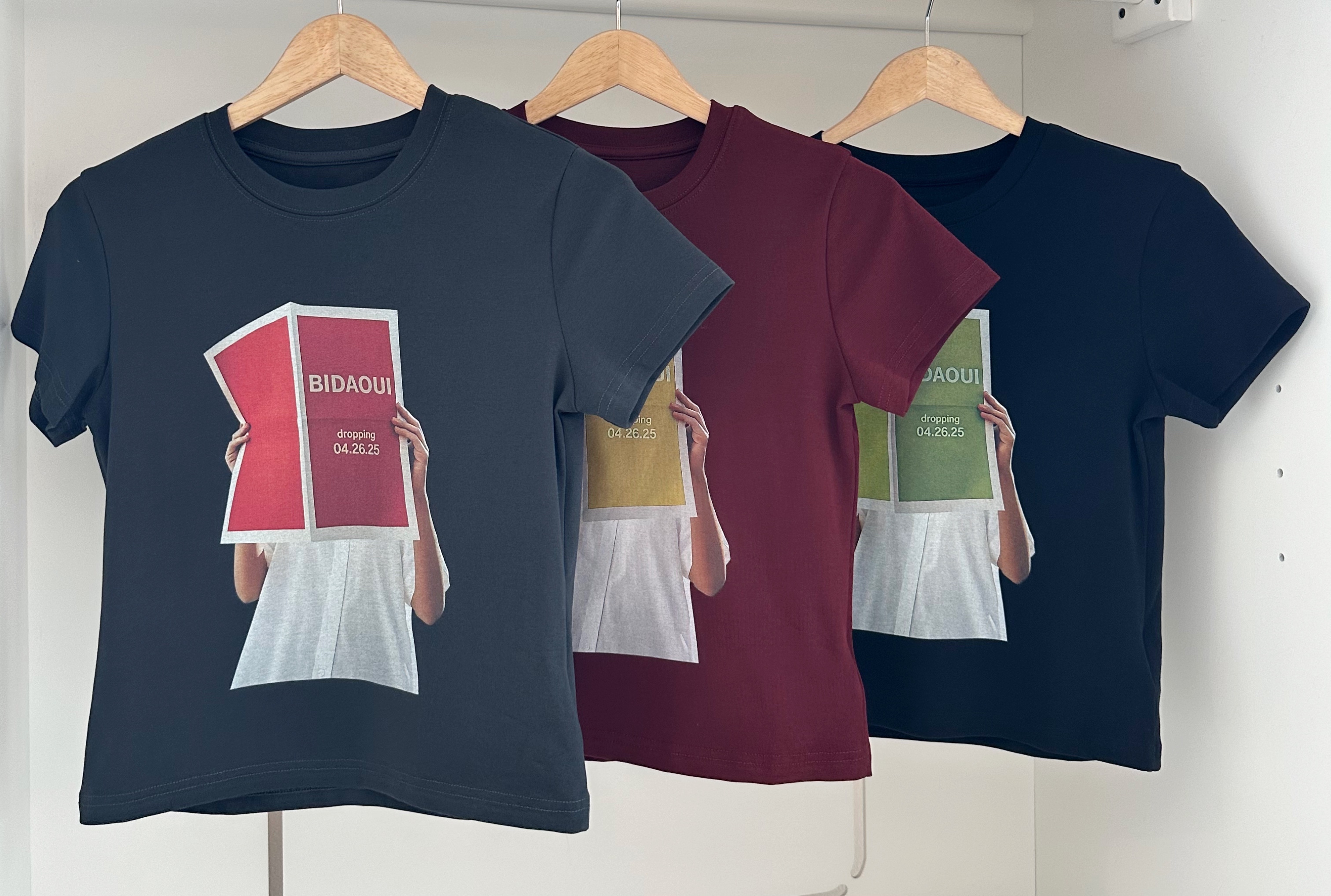 SHORT SLEEVE PRINTED CROP TEE