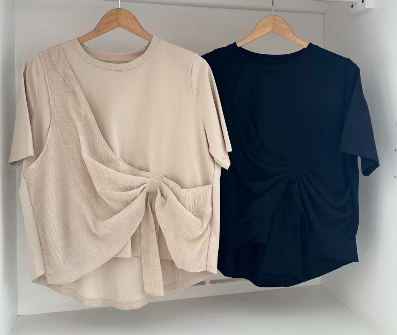 SHORT SLEEVE LAYERED BLOUSE