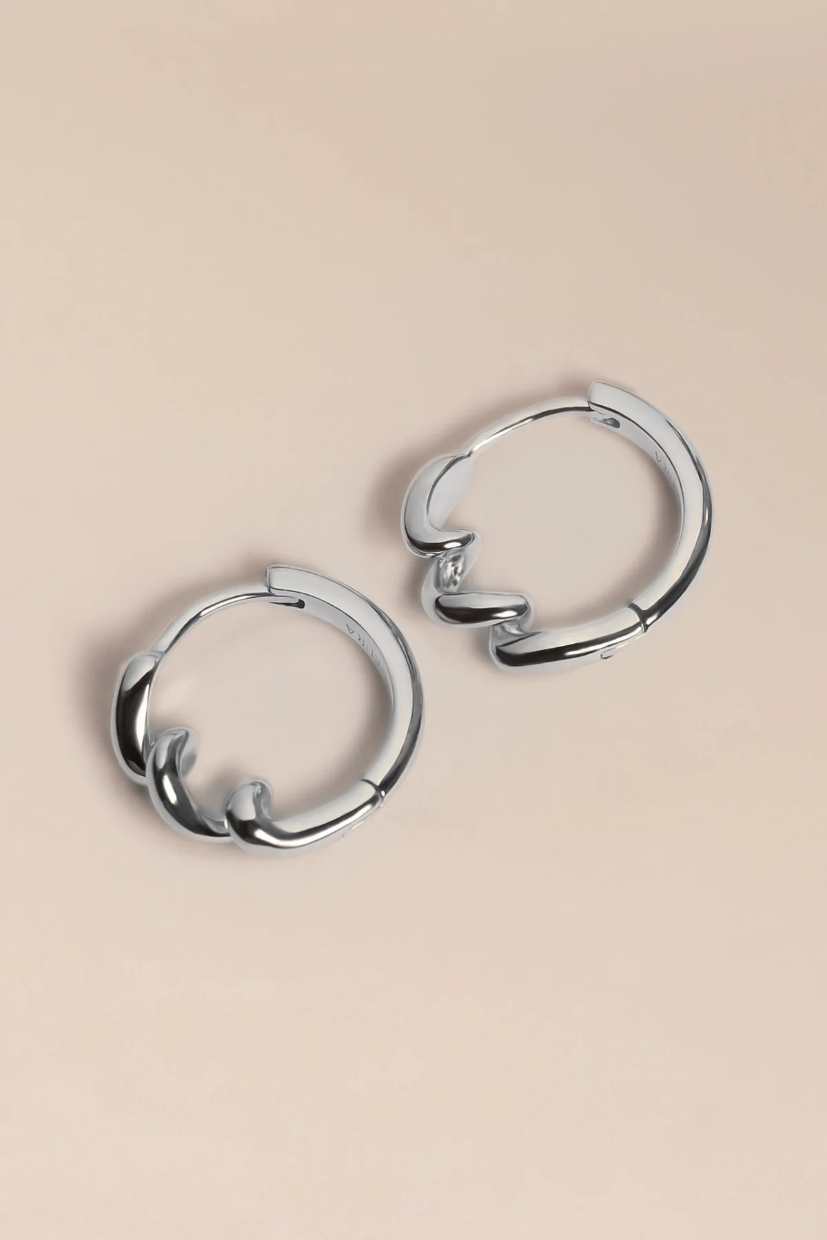 Waekura Mini Earrings Curl Palladium (WA147)