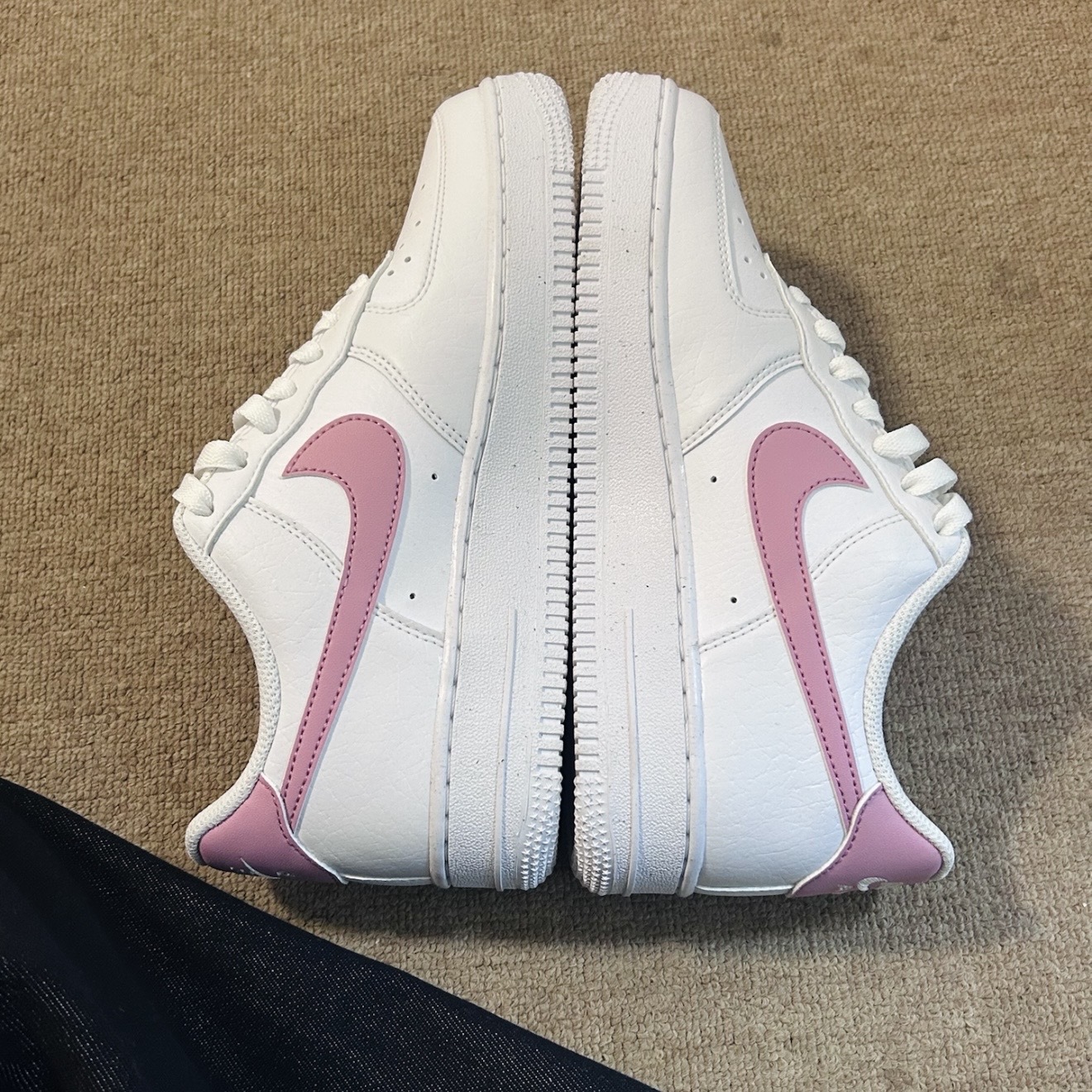 NIKE W AIR FORCE 1 07 粉勾 白 休閒 女鞋 DC9486-111