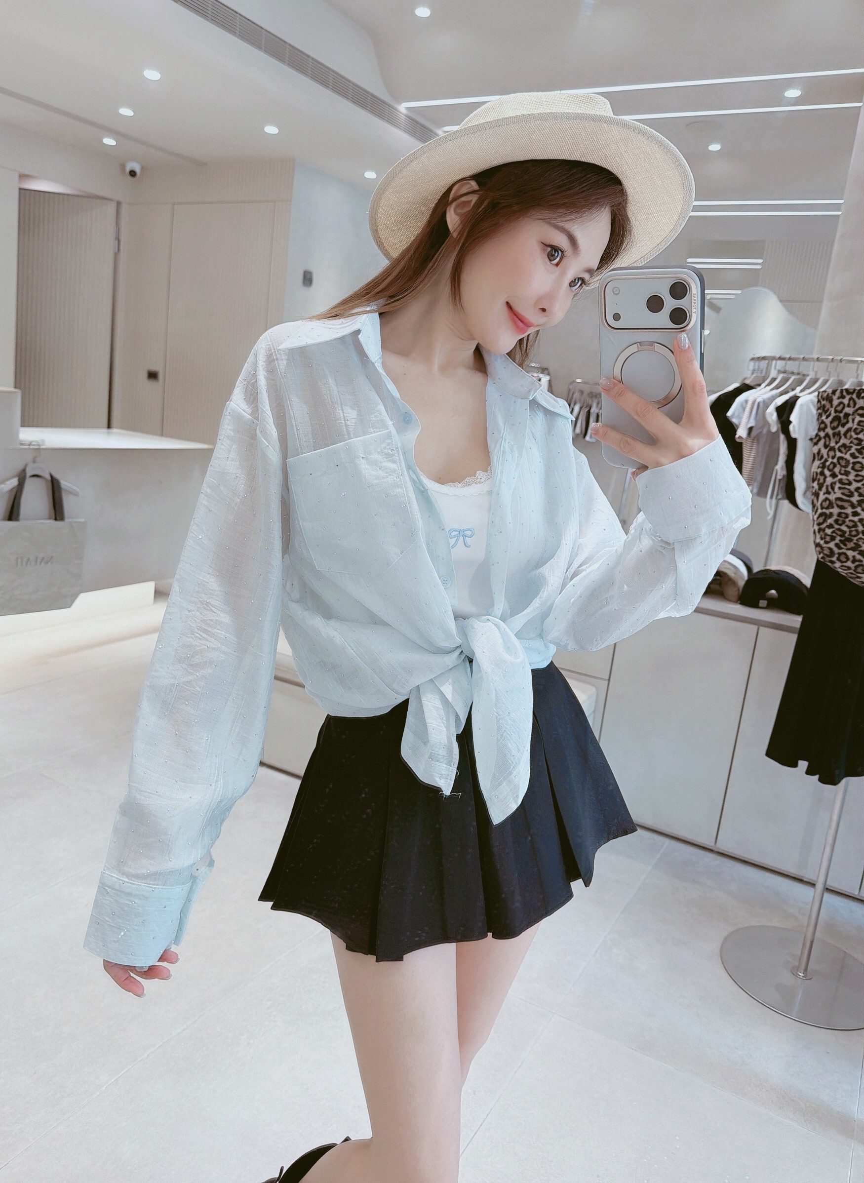 水鑽襯衫+蝴蝶結蕾絲背心