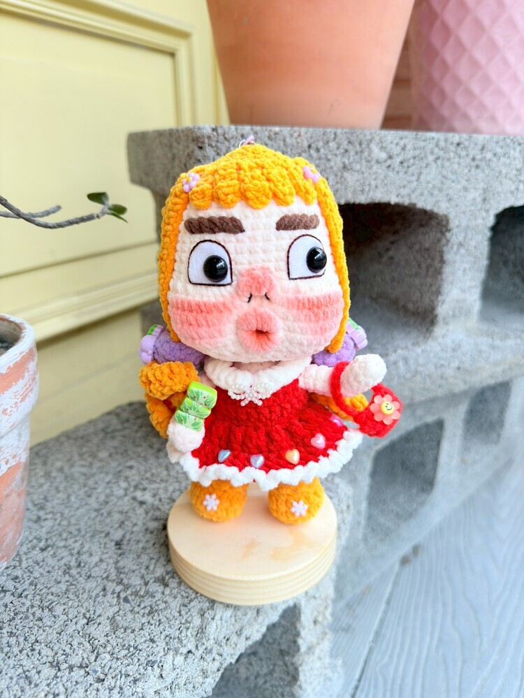 『紅』大眼睛嘟嘟嘴胖胖醜娃吊飾-17號『約15-16cm』