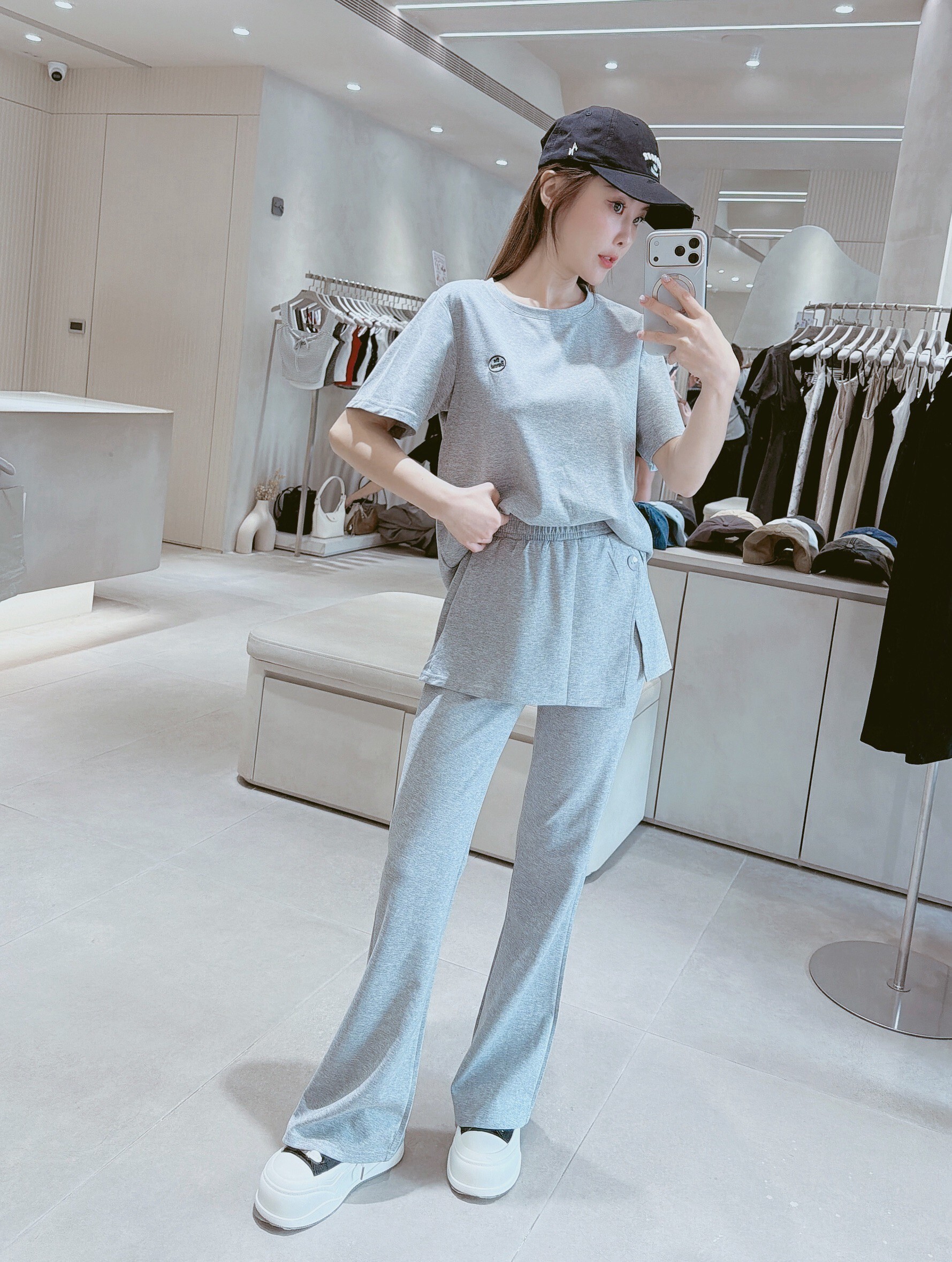 圈圈字棉質衣+腰簾喇叭褲