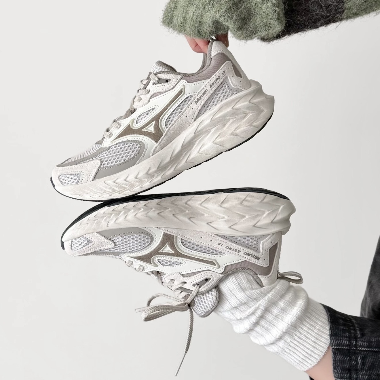 現貨 | Mizuno Astro LS 亞麻色