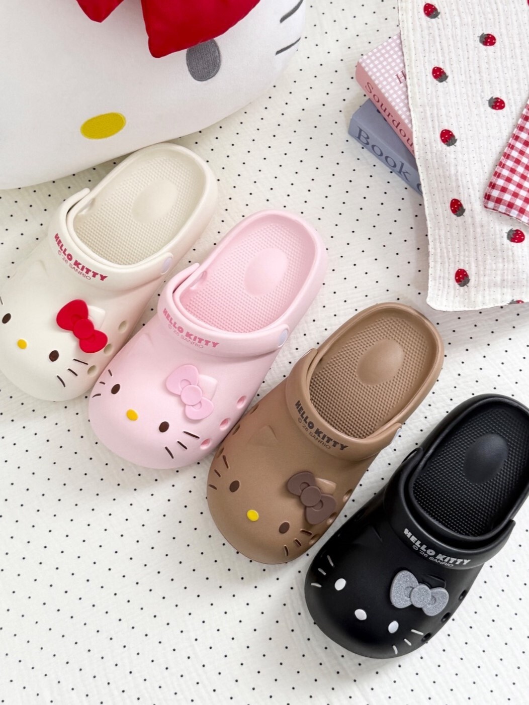 Officially licensed Hello Kitty oversized shoes