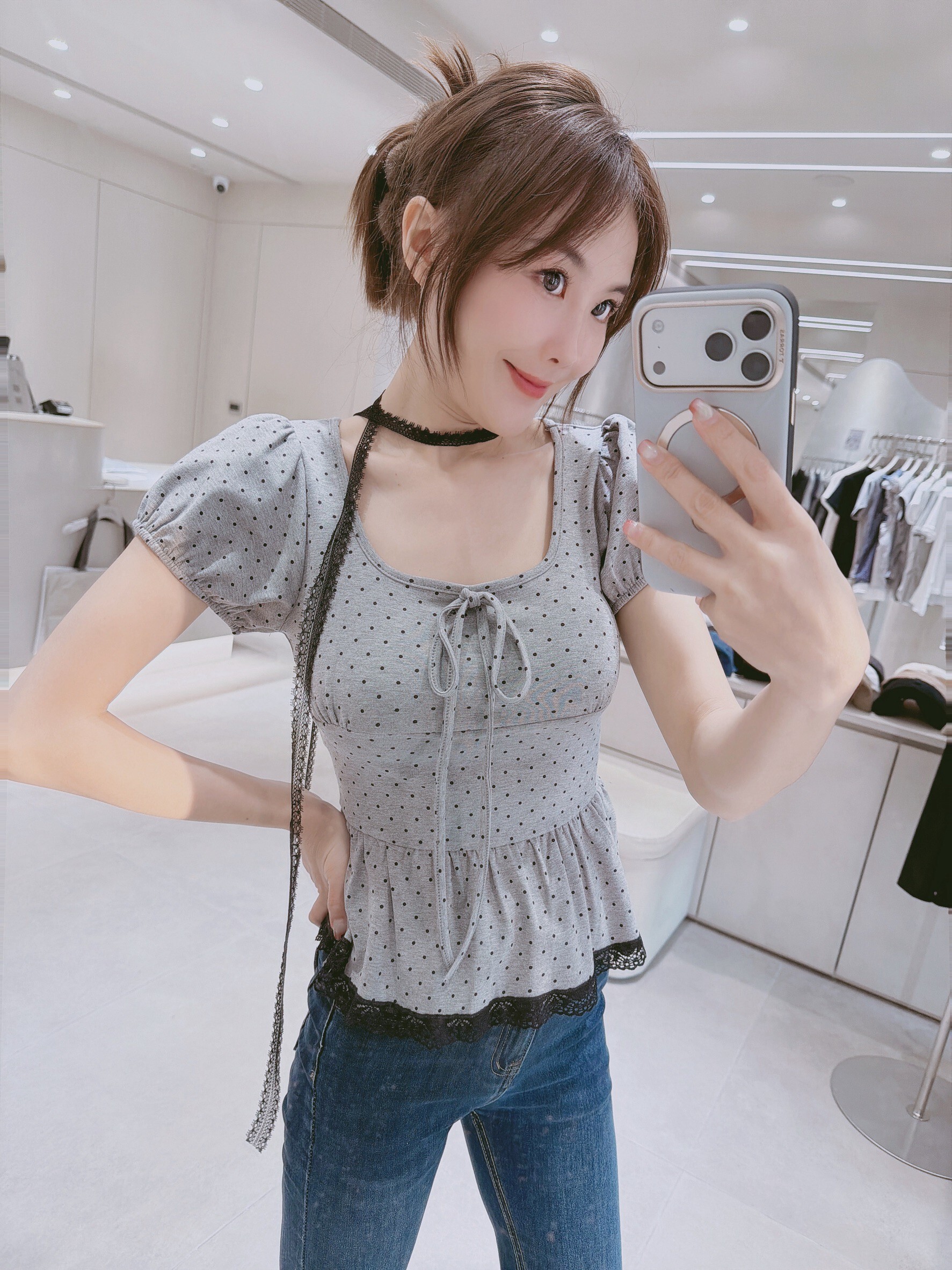 蕾絲繞脖+點點蕾絲蛋糕棉質衣