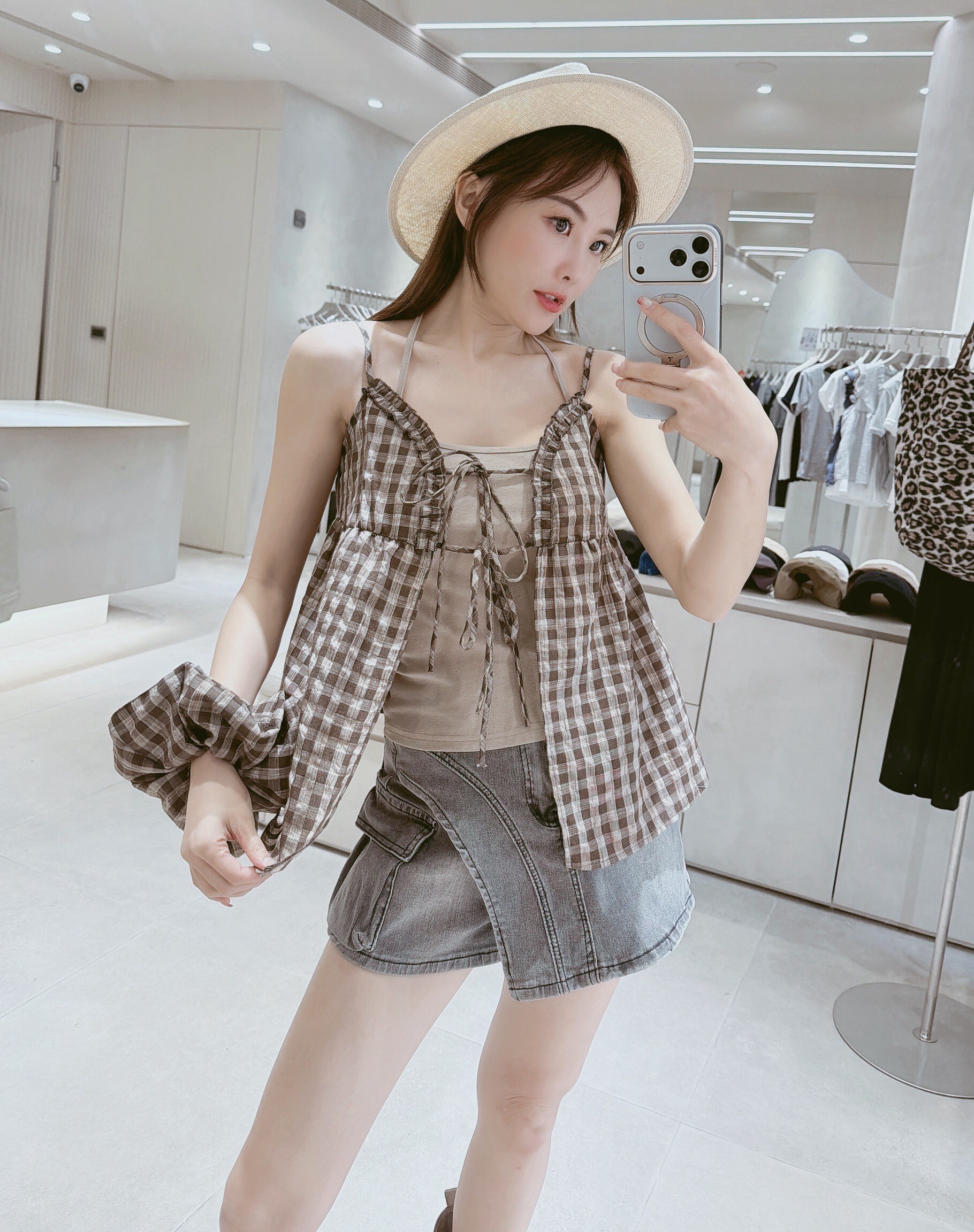 髮圈+掛脖背心+前綁格紋背心