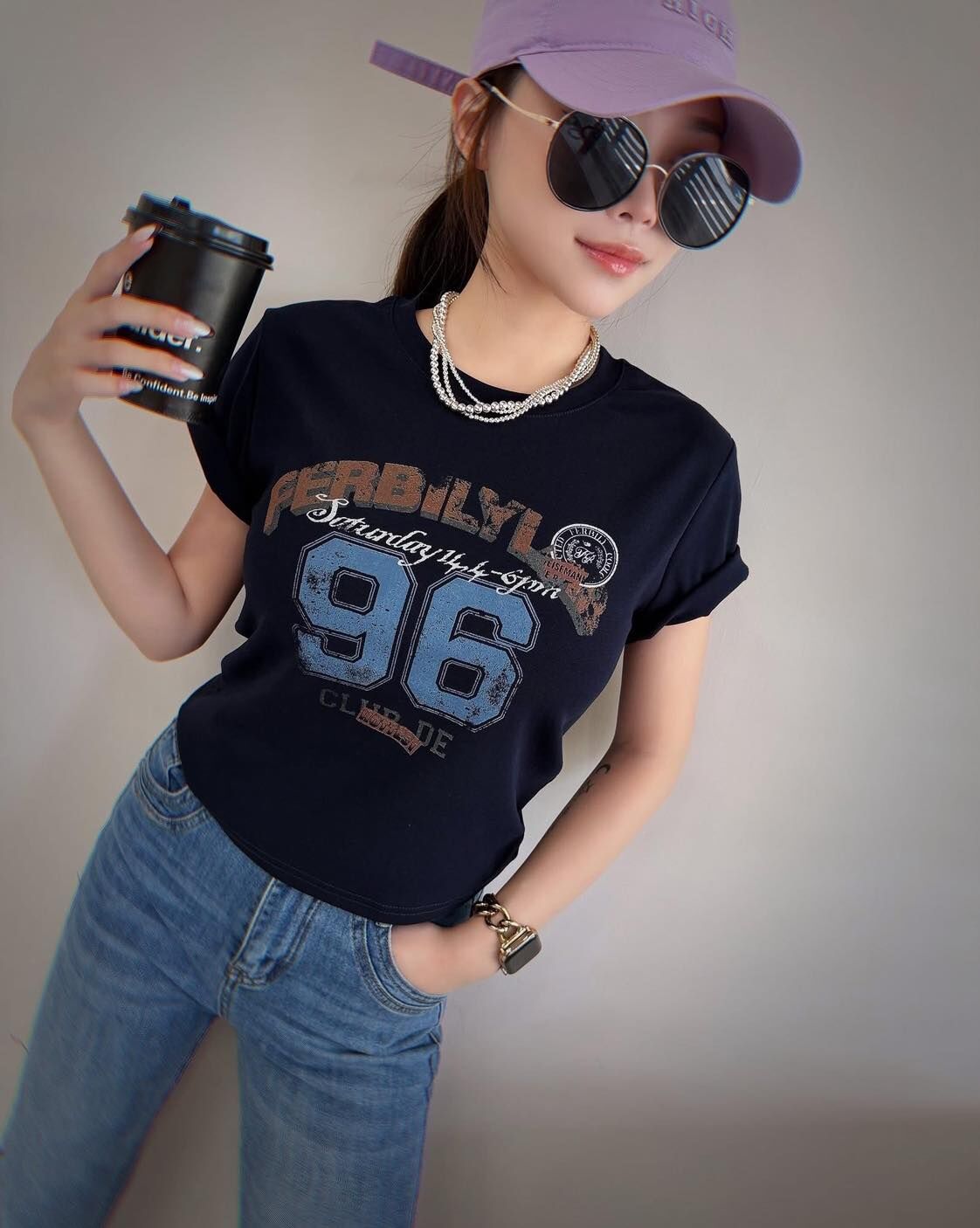 【親膚顯瘦的美式復古字母棉tee】（現貨）