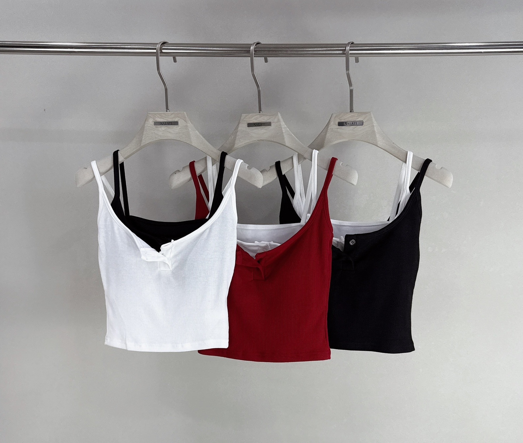 撞色雙肩帶排釦罩杯背心 1496