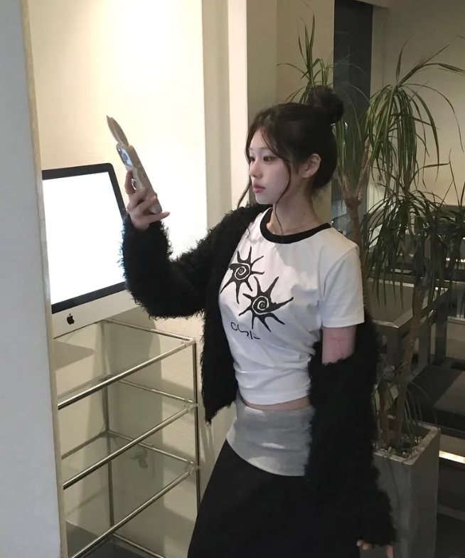 （預購）  COIRIS Soluna撞色短T C-P00000DZ