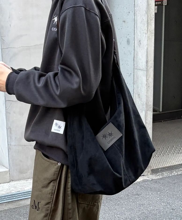 （預購）COIRIS NAIF 麂皮肩背包 C-P00000CG