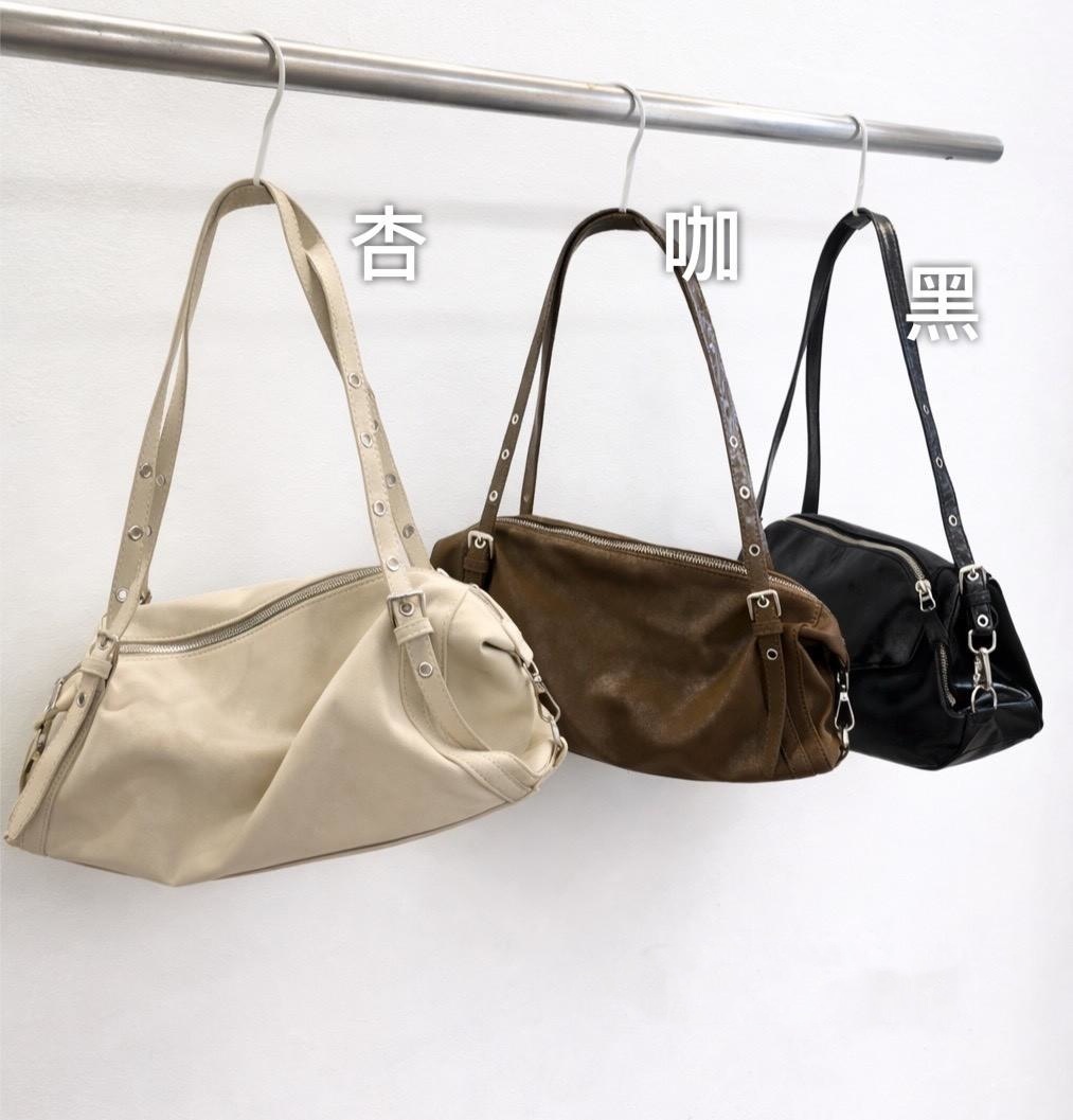 T434-簡約軟皮肩背包