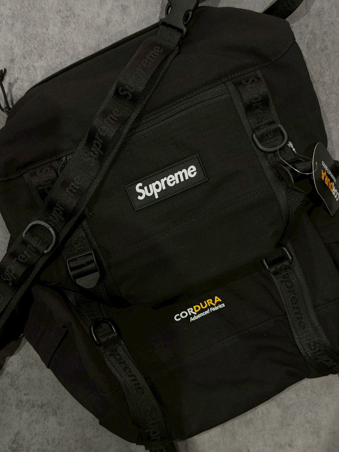 Supreme SS26 UTILITY BAG 中型肩背包