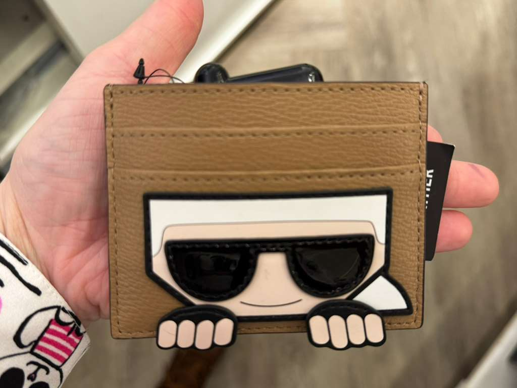 YL014 Karl Lagerfeld LOGO 啡色卡套