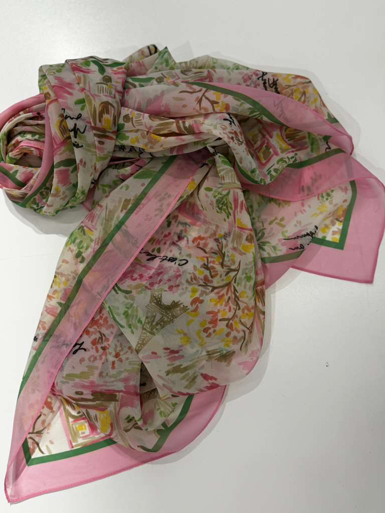 YL037 Karl Lagerfeld 滿版花花絲巾 71X181CM